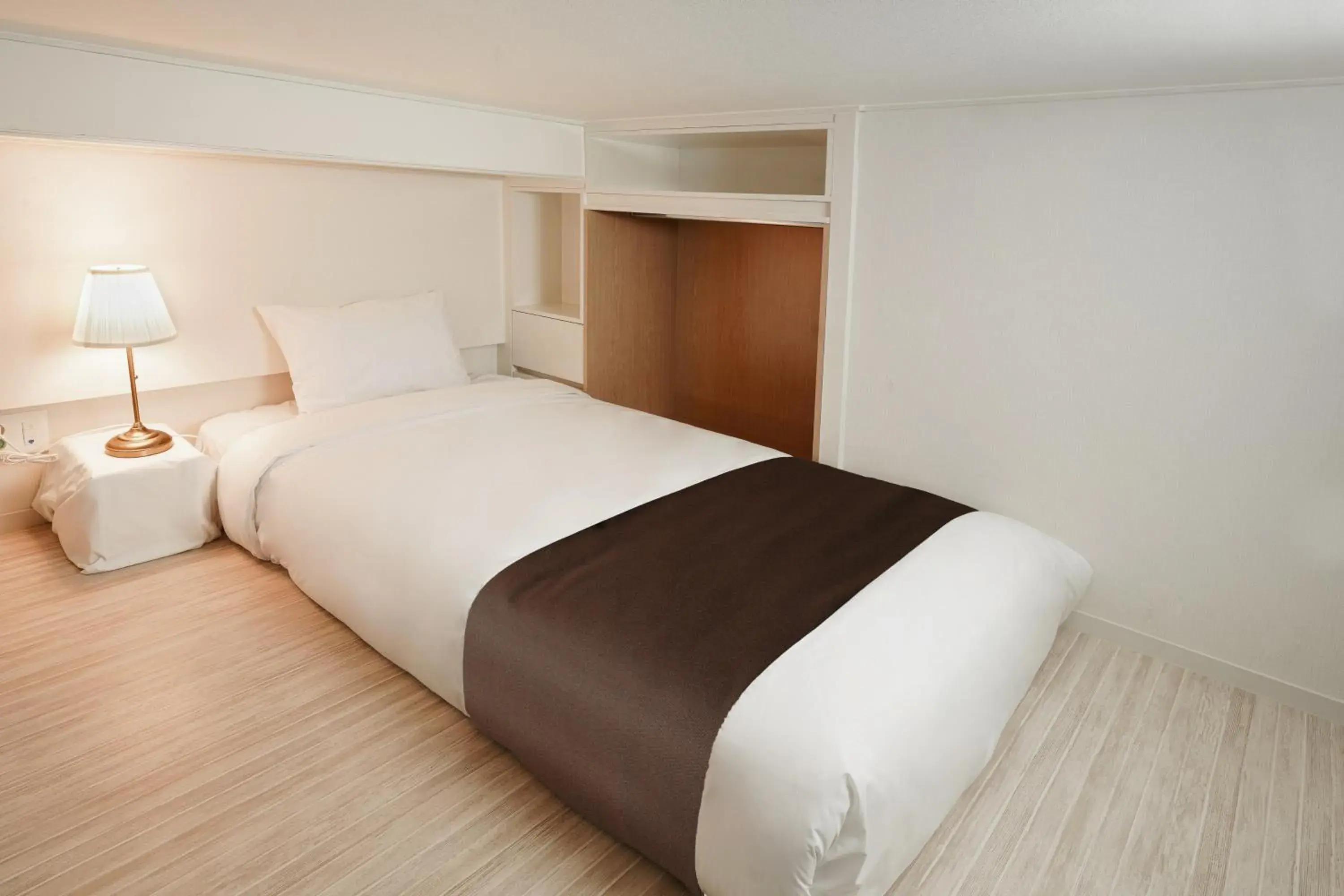 Deluxe Twin Room with Sea View in Blue Ocean Residence Hotel Deluxe Twin Room with Sea View in Blue Ocean Residence Hotel