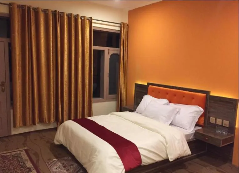 Bed in Northern Sapphire