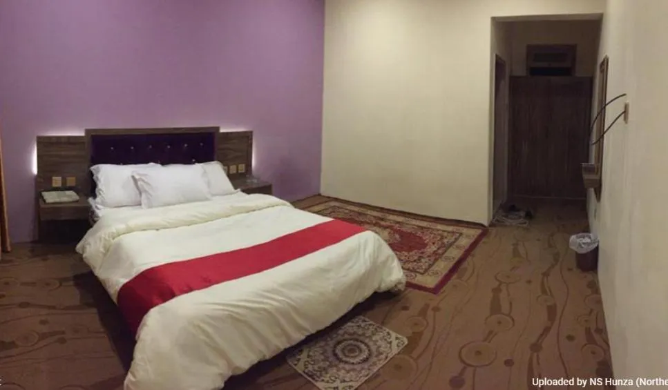 Bed in Northern Sapphire