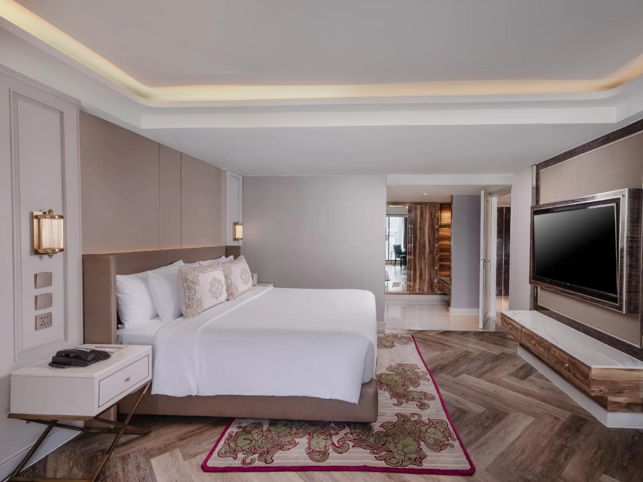 Photo of the whole room, Bed in Aira Hotel Bangkok Sukhumvit 11