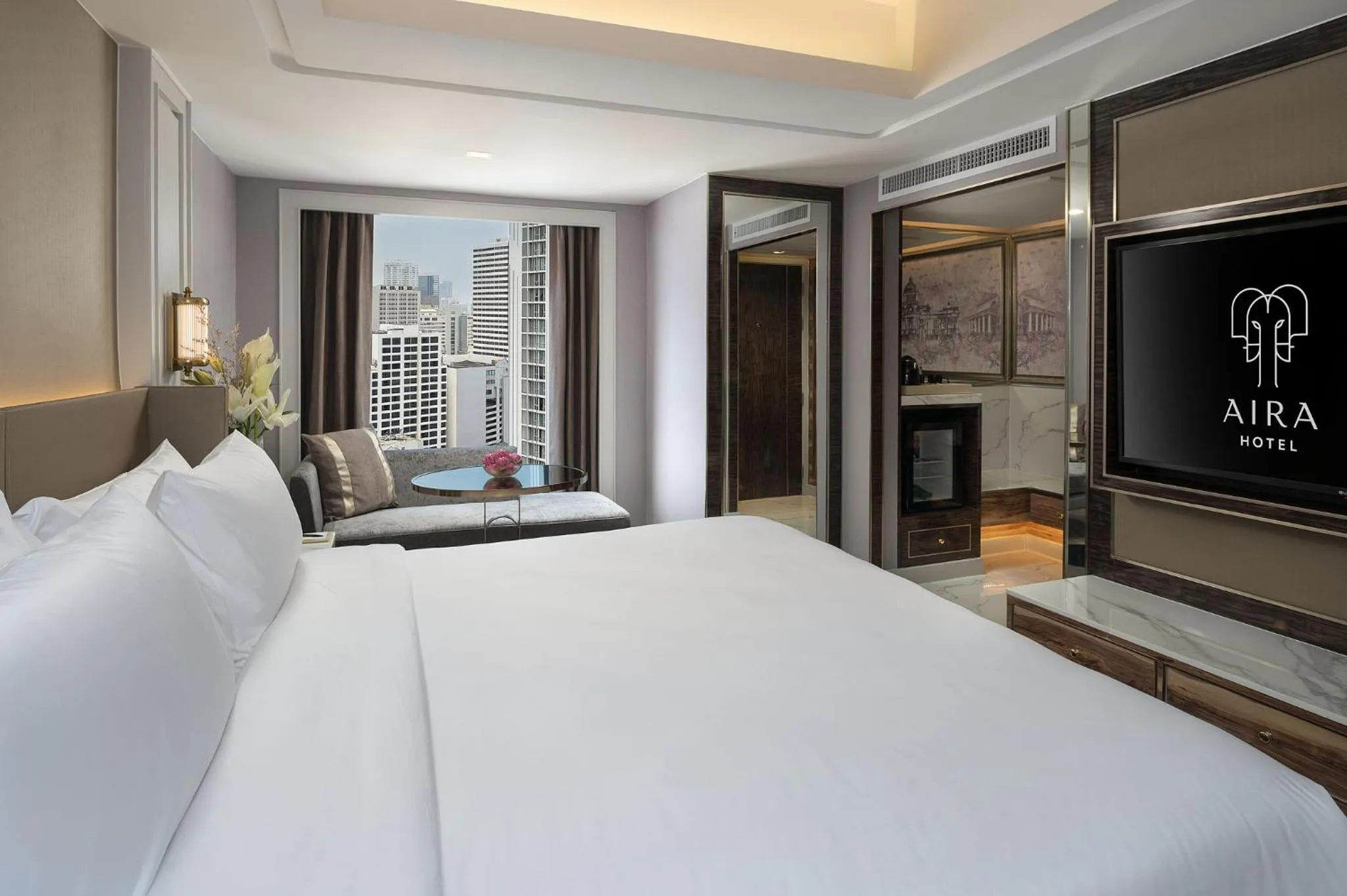 TV and multimedia, Bed in Aira Hotel Bangkok Sukhumvit 11