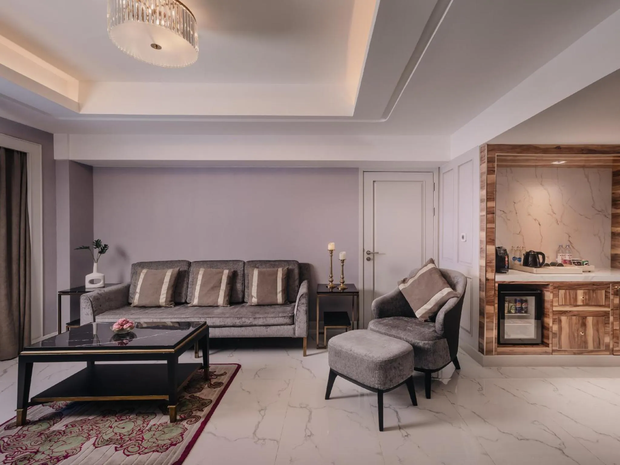 Seating area in Aira Hotel Bangkok Sukhumvit 11