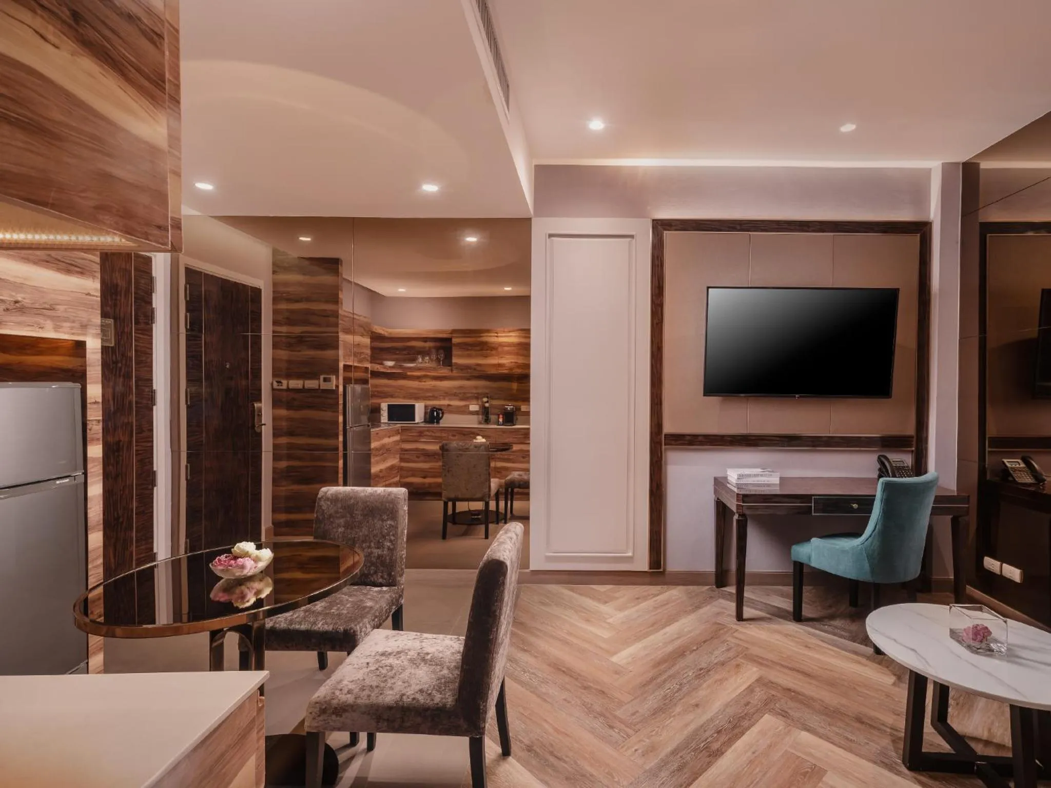 TV and multimedia in Aira Hotel Bangkok Sukhumvit 11