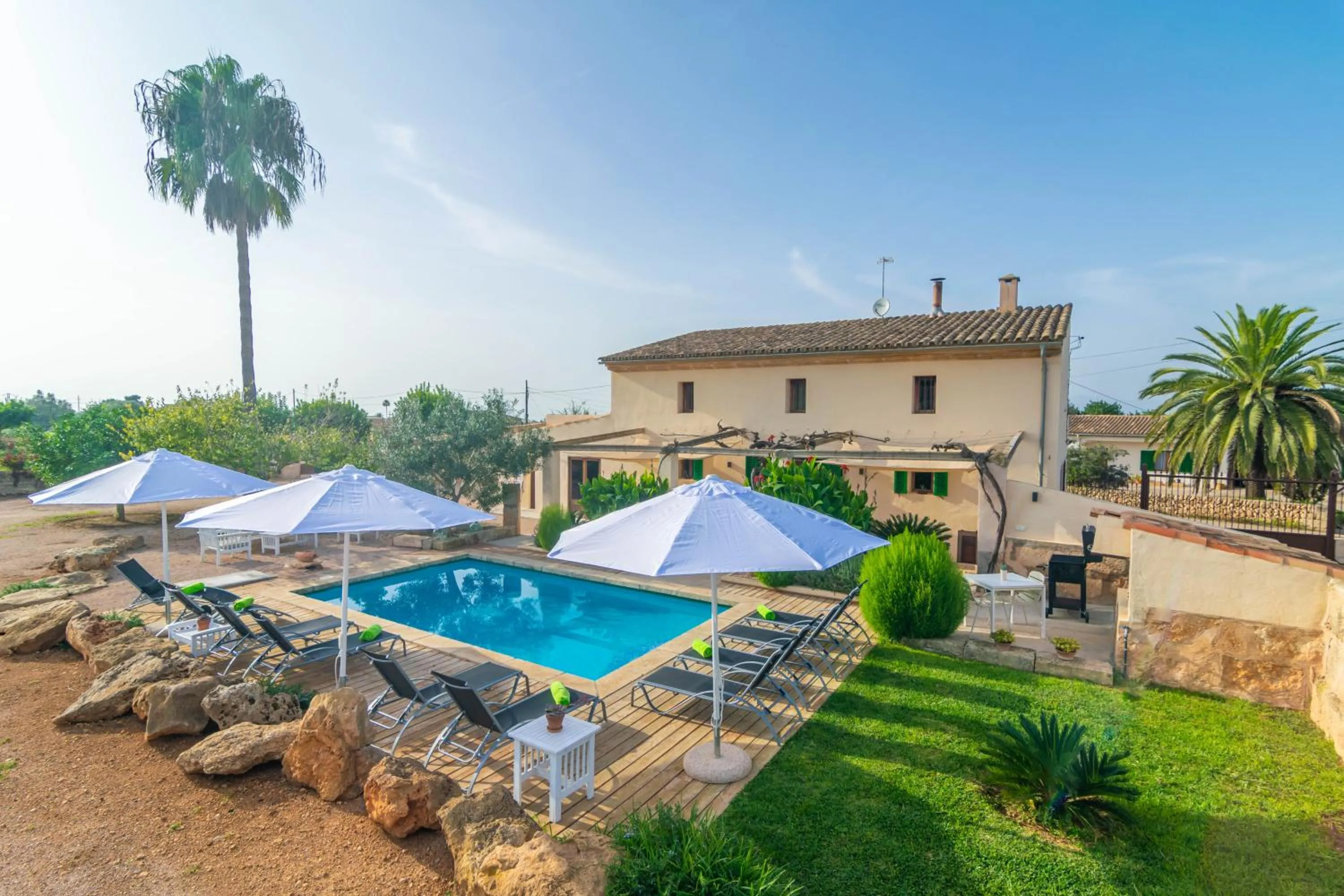 Five-Bedroom Villa in Son Indiot