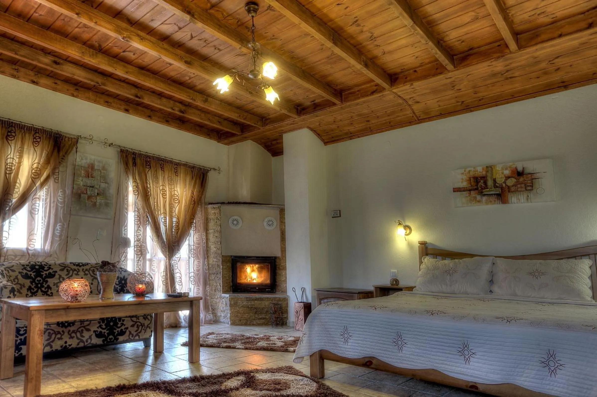 Toula Rooms