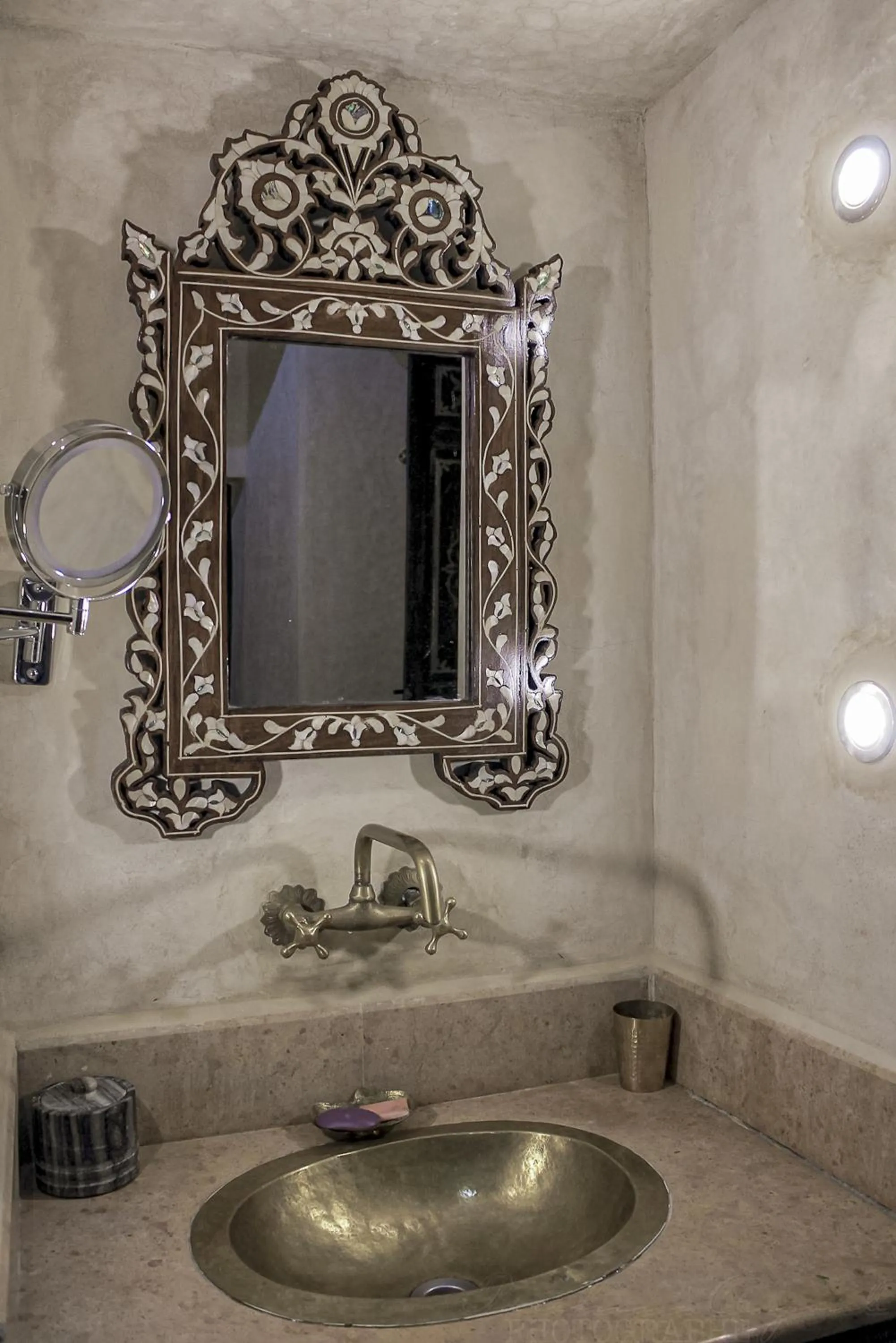 Bathroom in Riad Dar Habiba by Garden Wonders