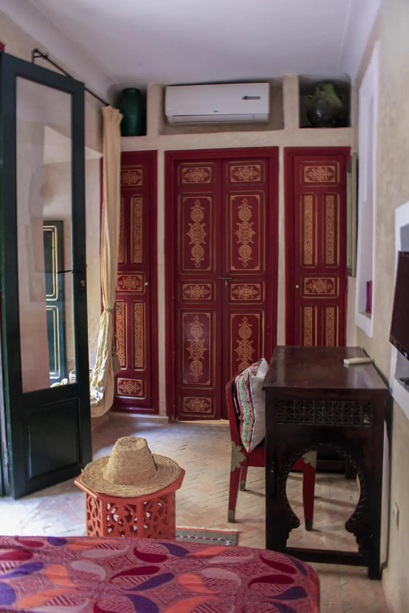 Double Room in Riad Dar Habiba by Garden Wonders Double Room in Riad Dar Habiba by Garden Wonders