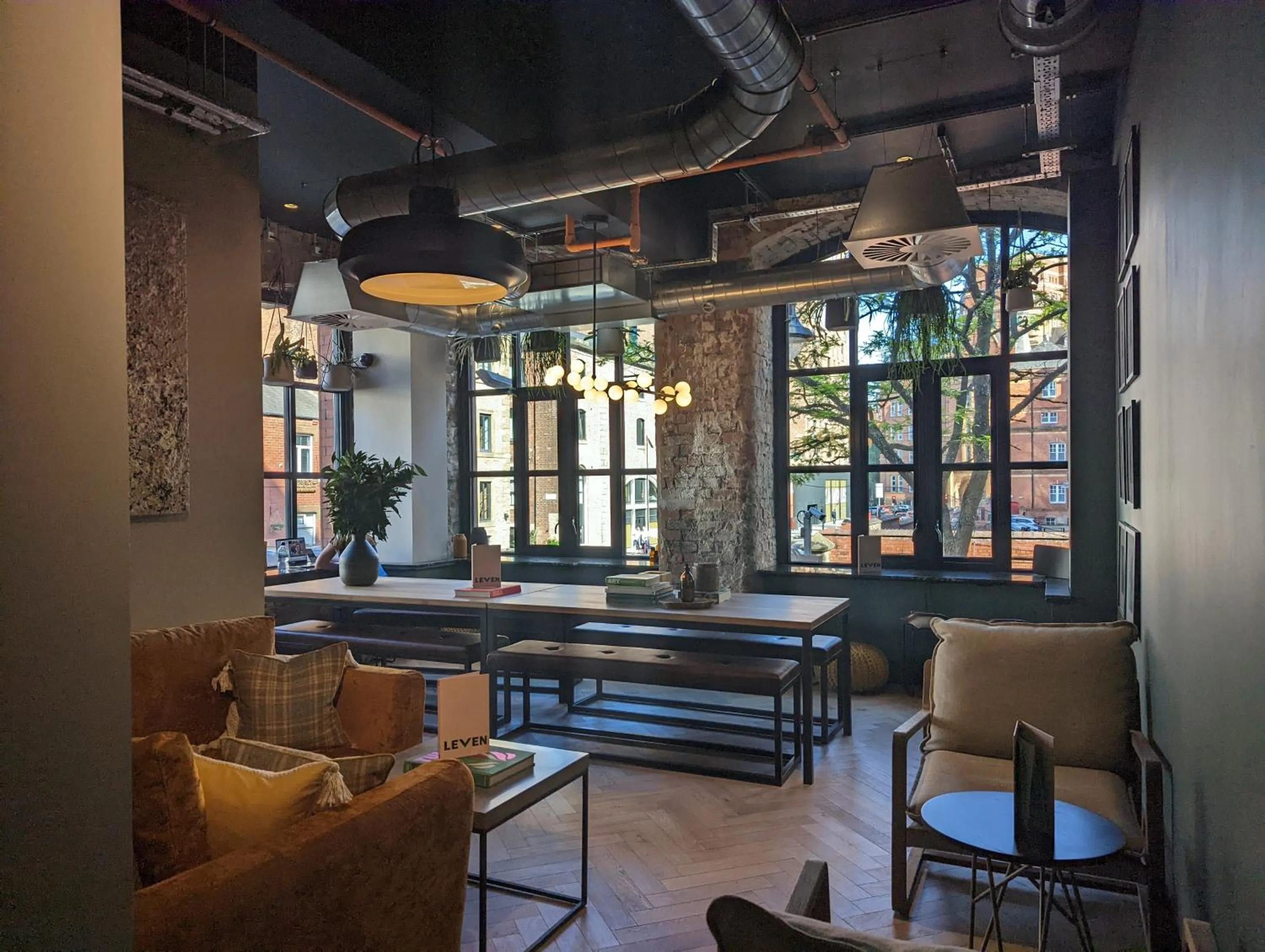 Lounge or bar in Leven Manchester
