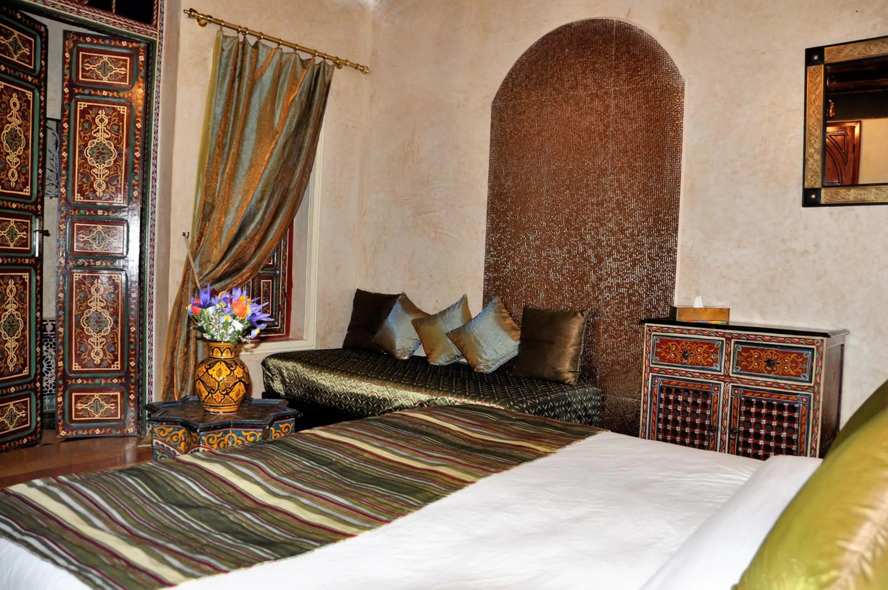 Photo of the whole room, Bed in Riad l'Escale de Marrakech