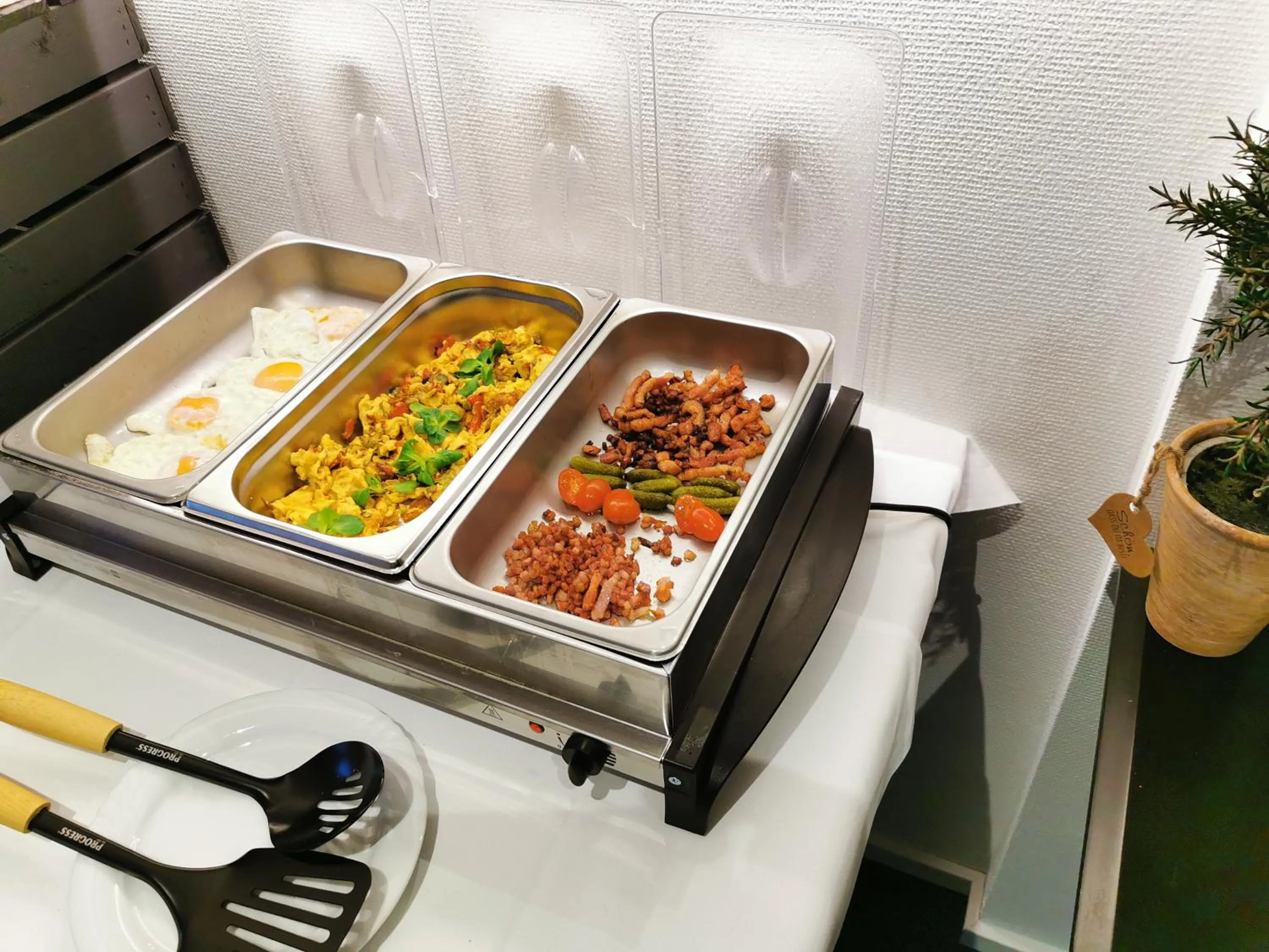 Breakfast in Akteon Hotel