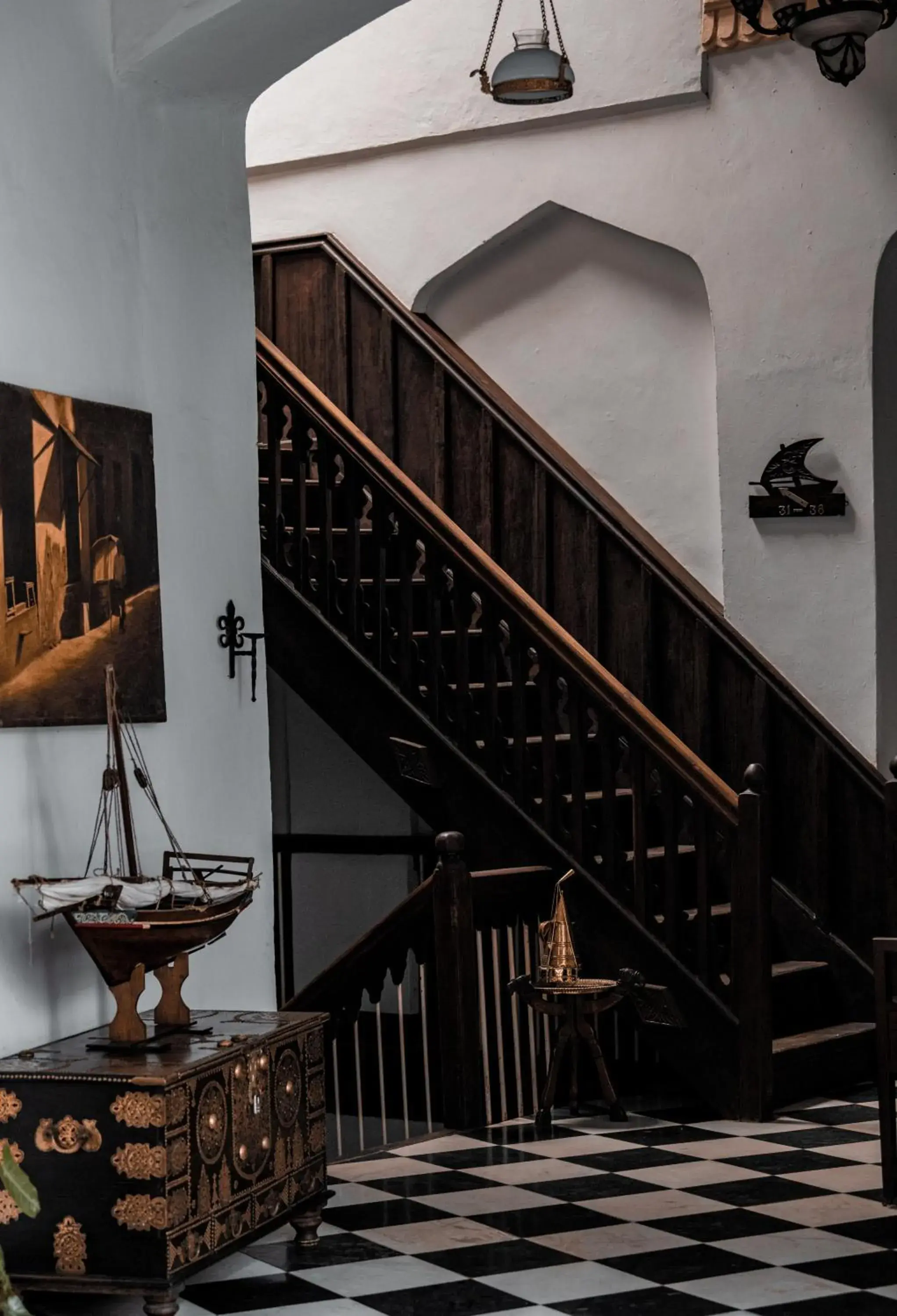 Facade/entrance in Dhow Palace Hotel Facade/entrance in Dhow Palace Hotel