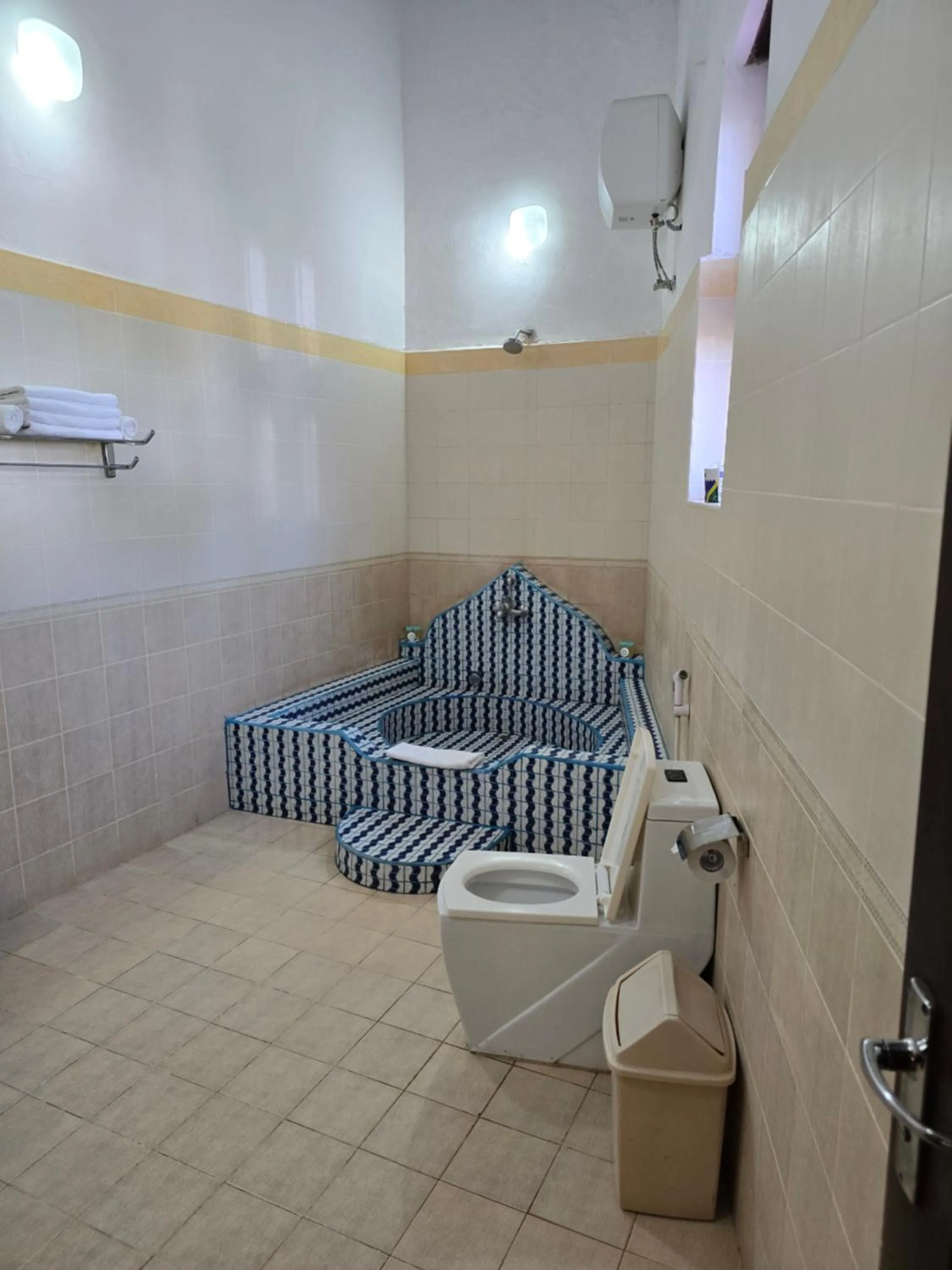 Bathroom in Dhow Palace Hotel