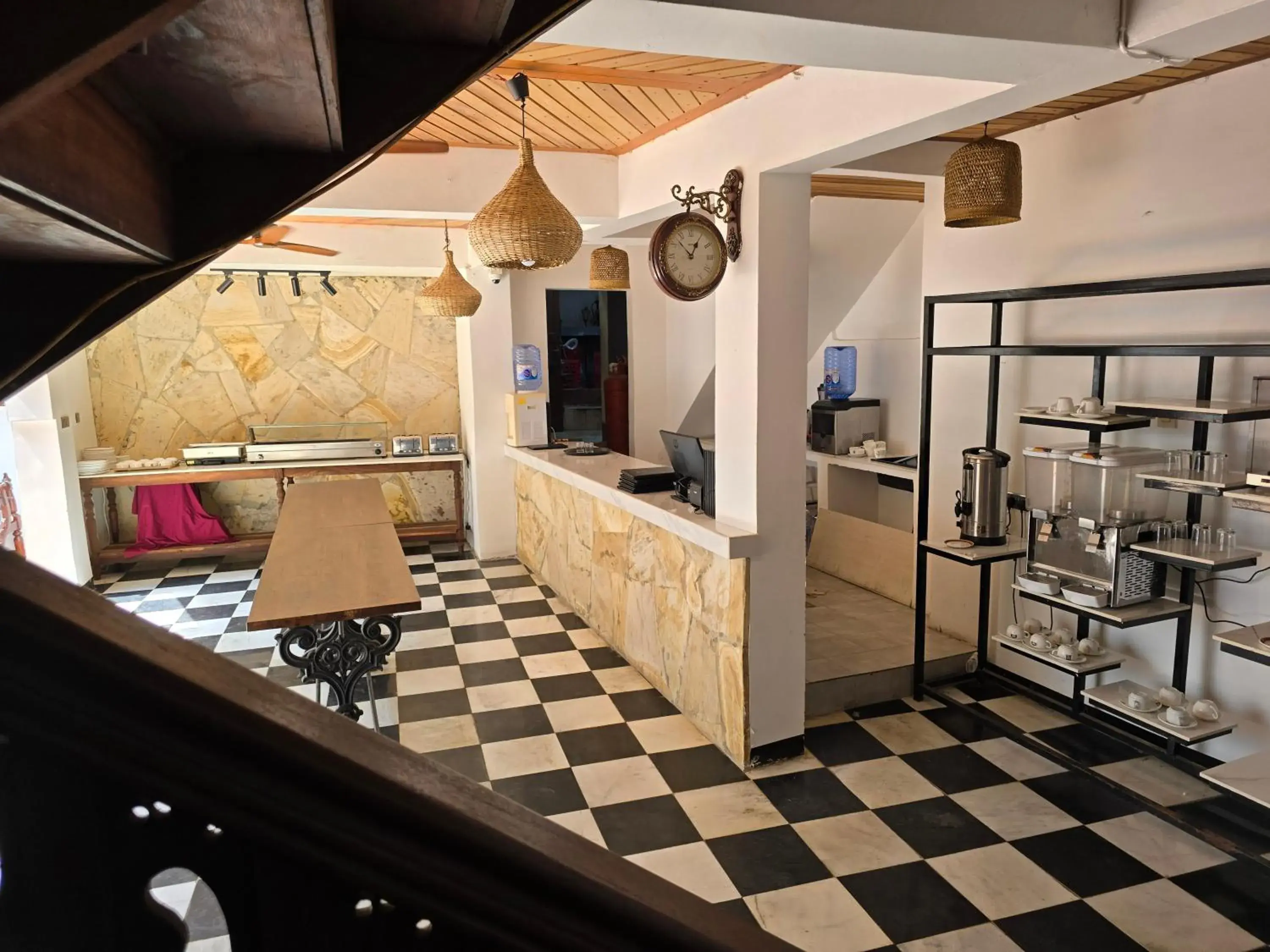 Restaurant/places to eat in Dhow Palace Hotel Restaurant/places to eat in Dhow Palace Hotel