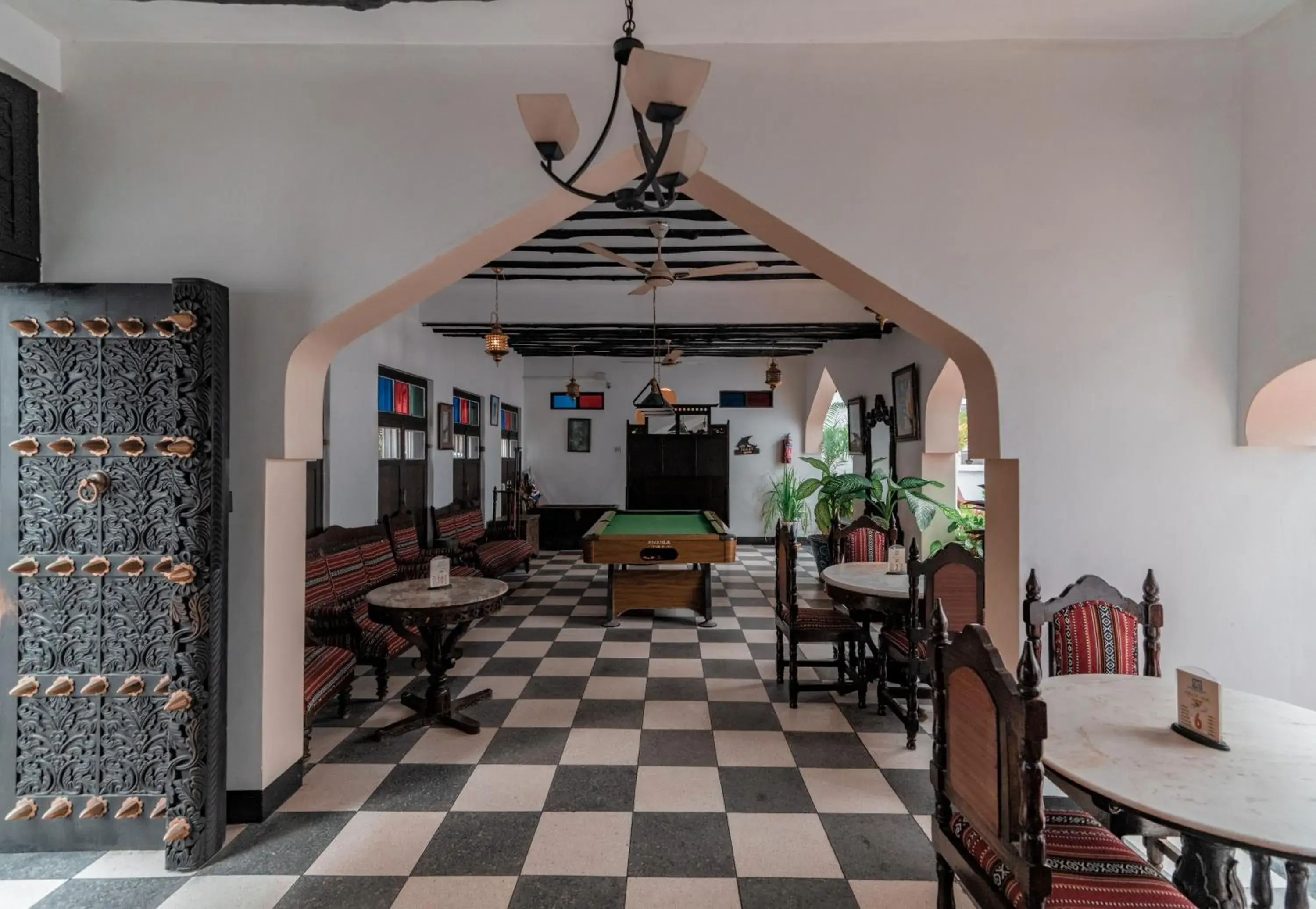 Restaurant/places to eat in Dhow Palace Hotel Restaurant/places to eat in Dhow Palace Hotel