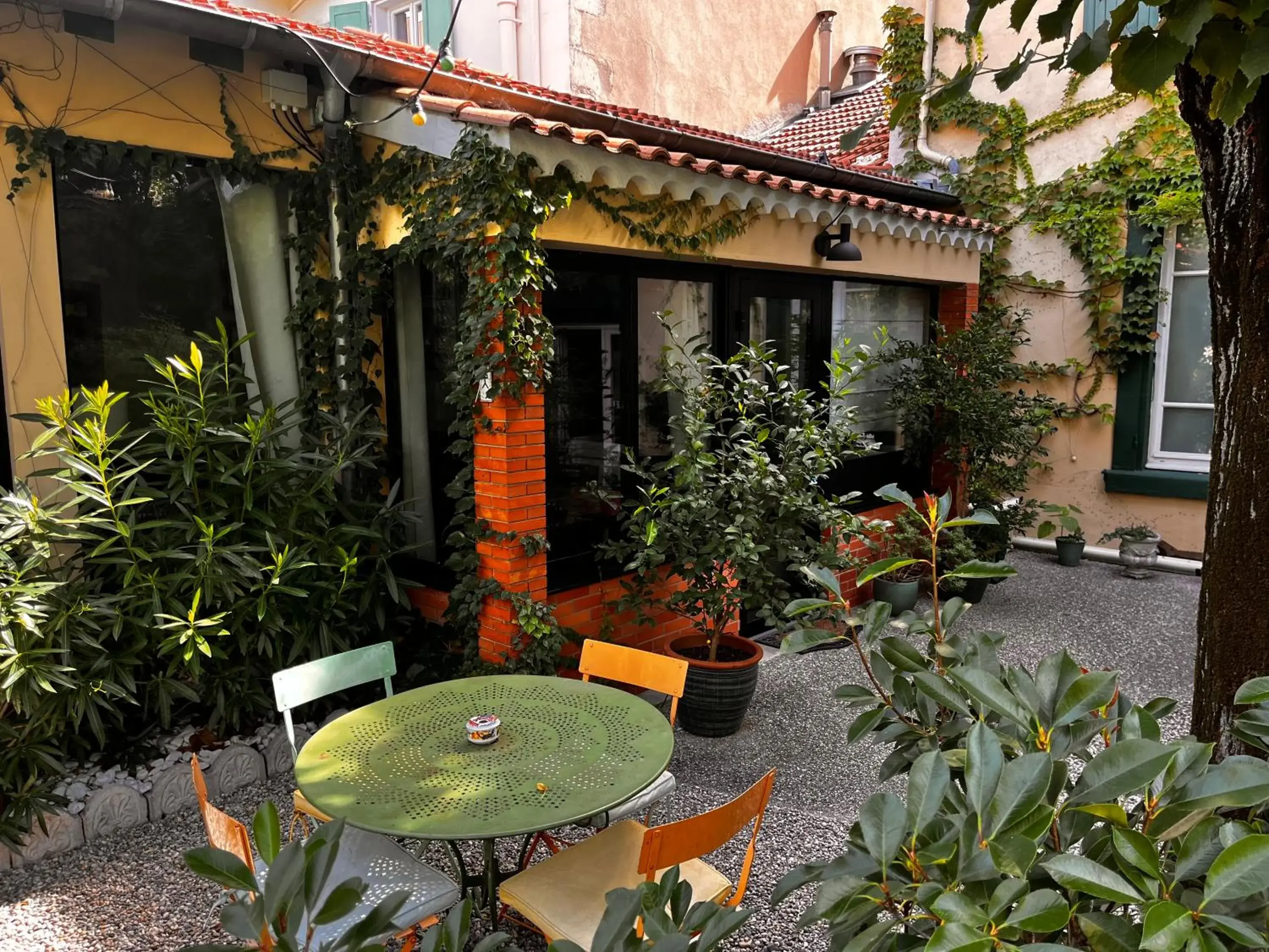 VILLA RENEE VILLA RENEE