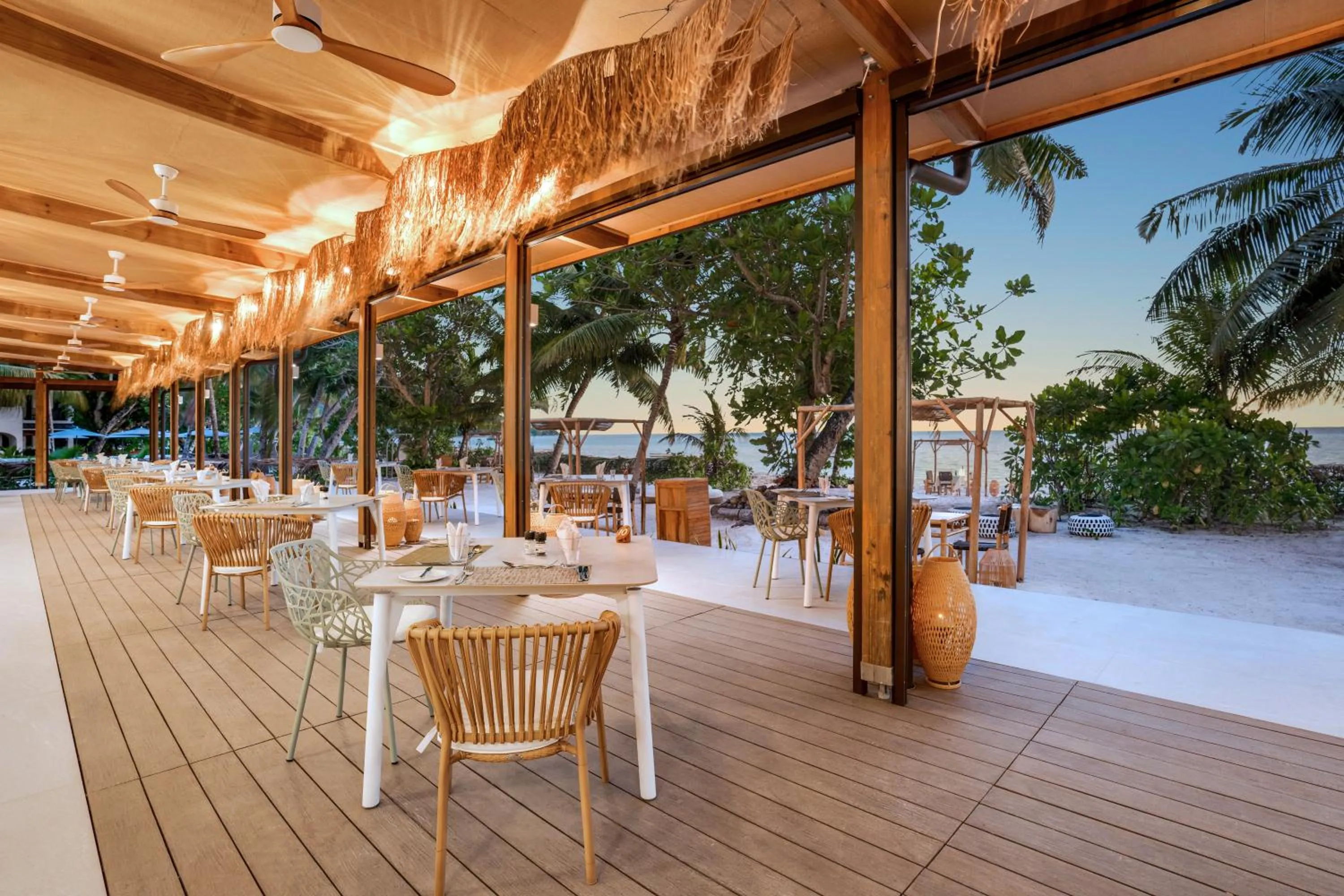 Restaurant/places to eat in Indian Ocean Lodge