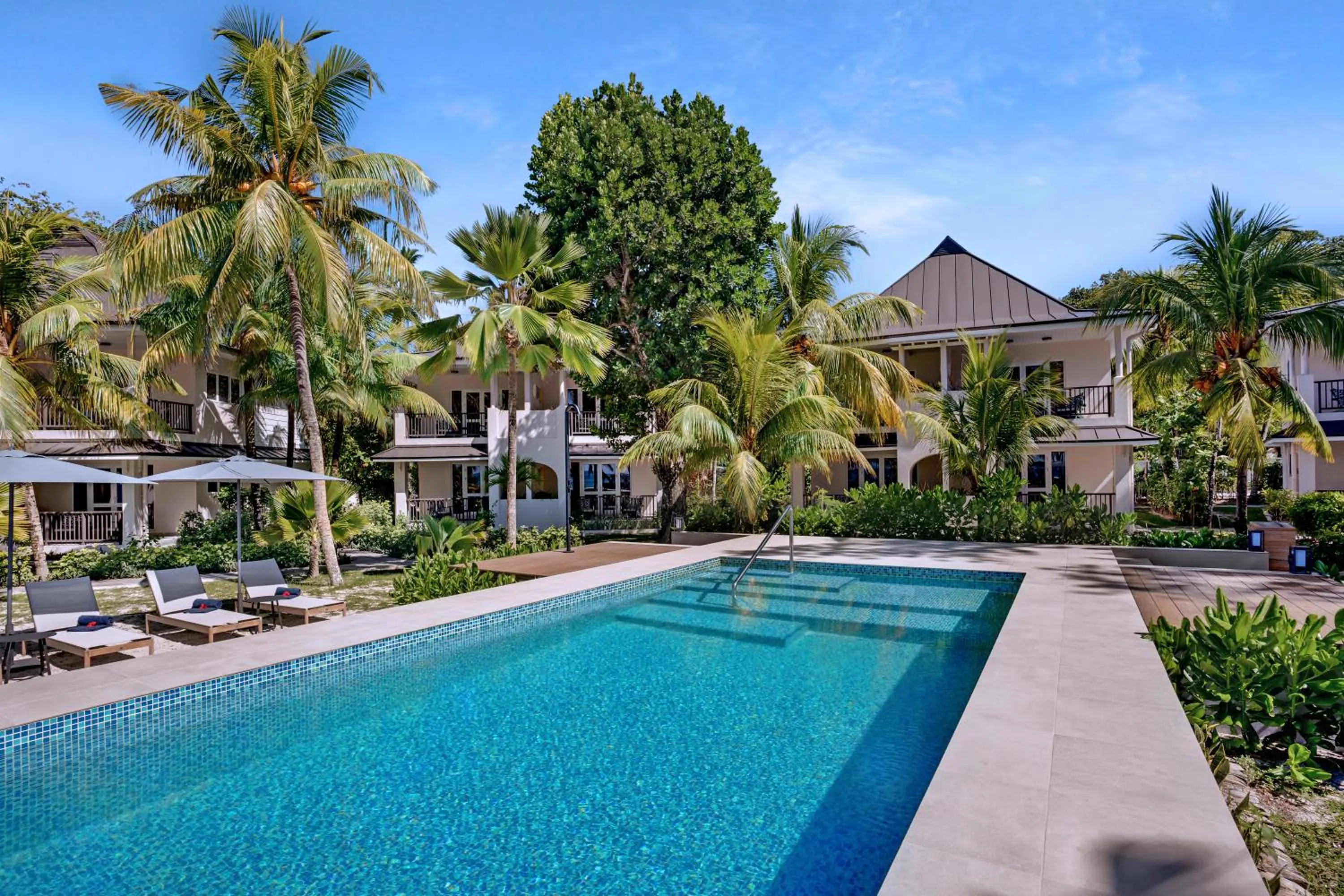 Property building in Indian Ocean Lodge