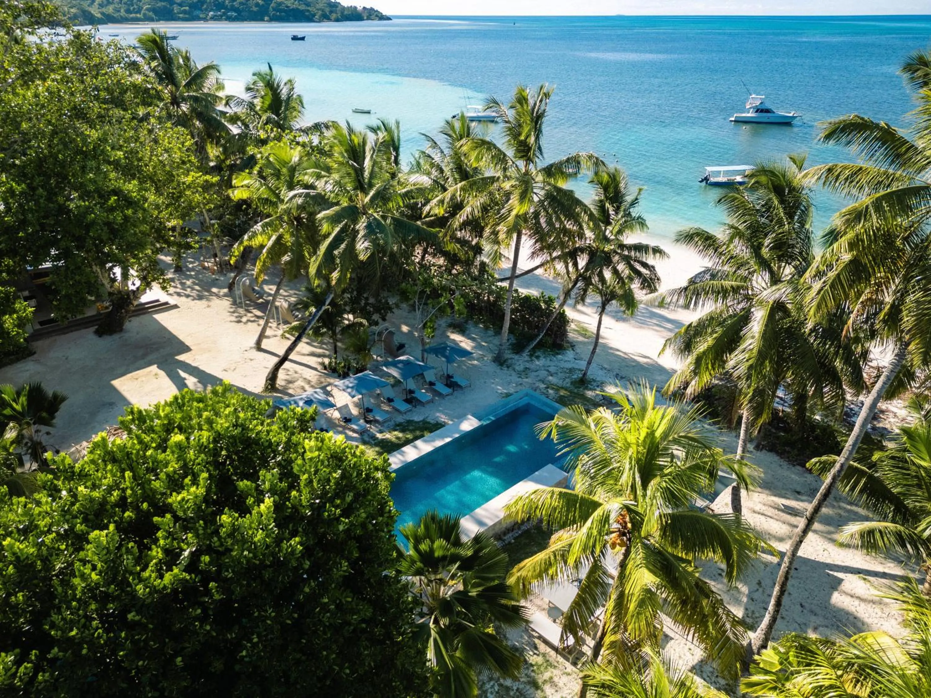 Swimming pool in Indian Ocean Lodge
