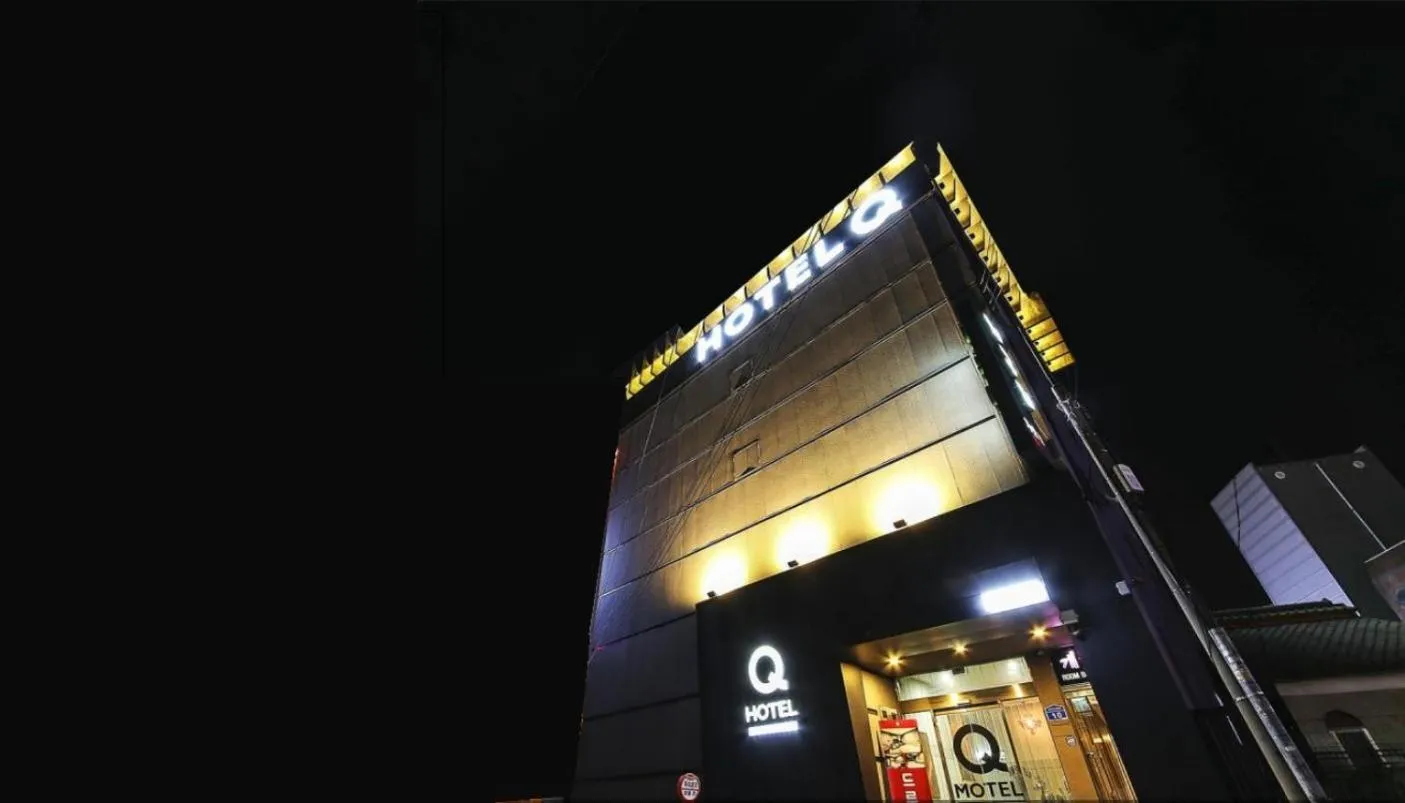 Property building in Hotel Q Chuncheon