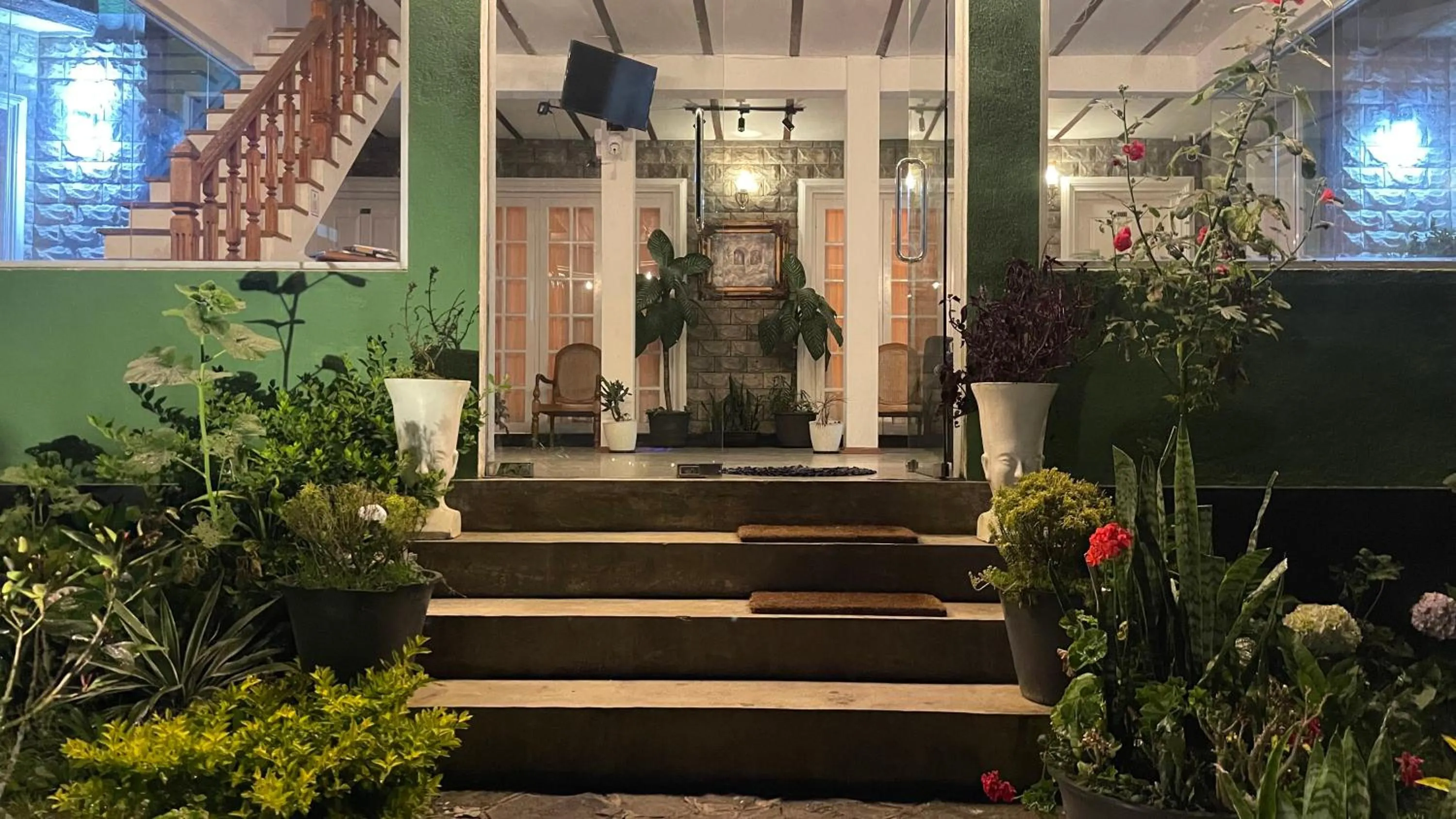 Property building in Maha Royal Hotel