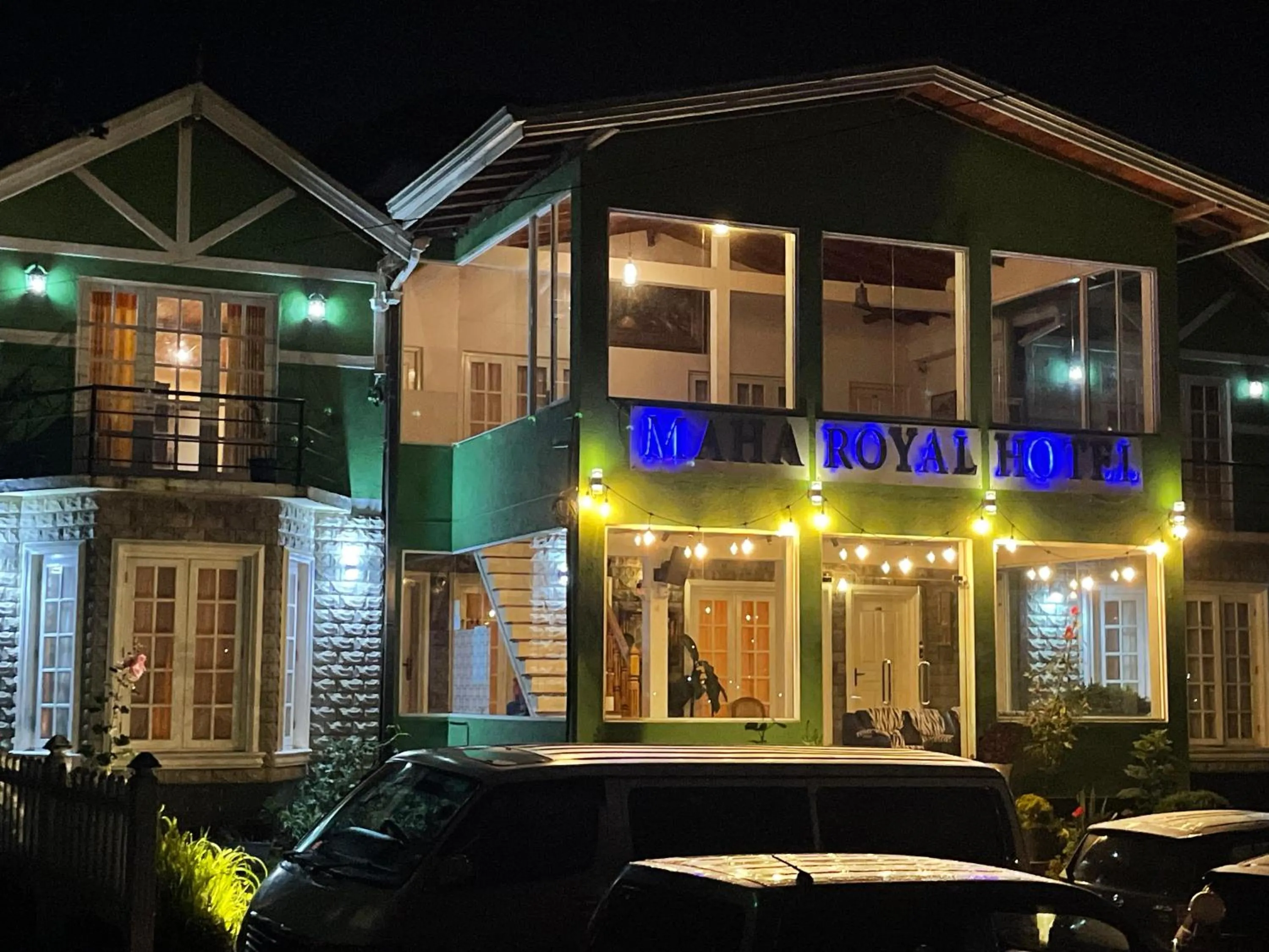 Maha Royal Hotel