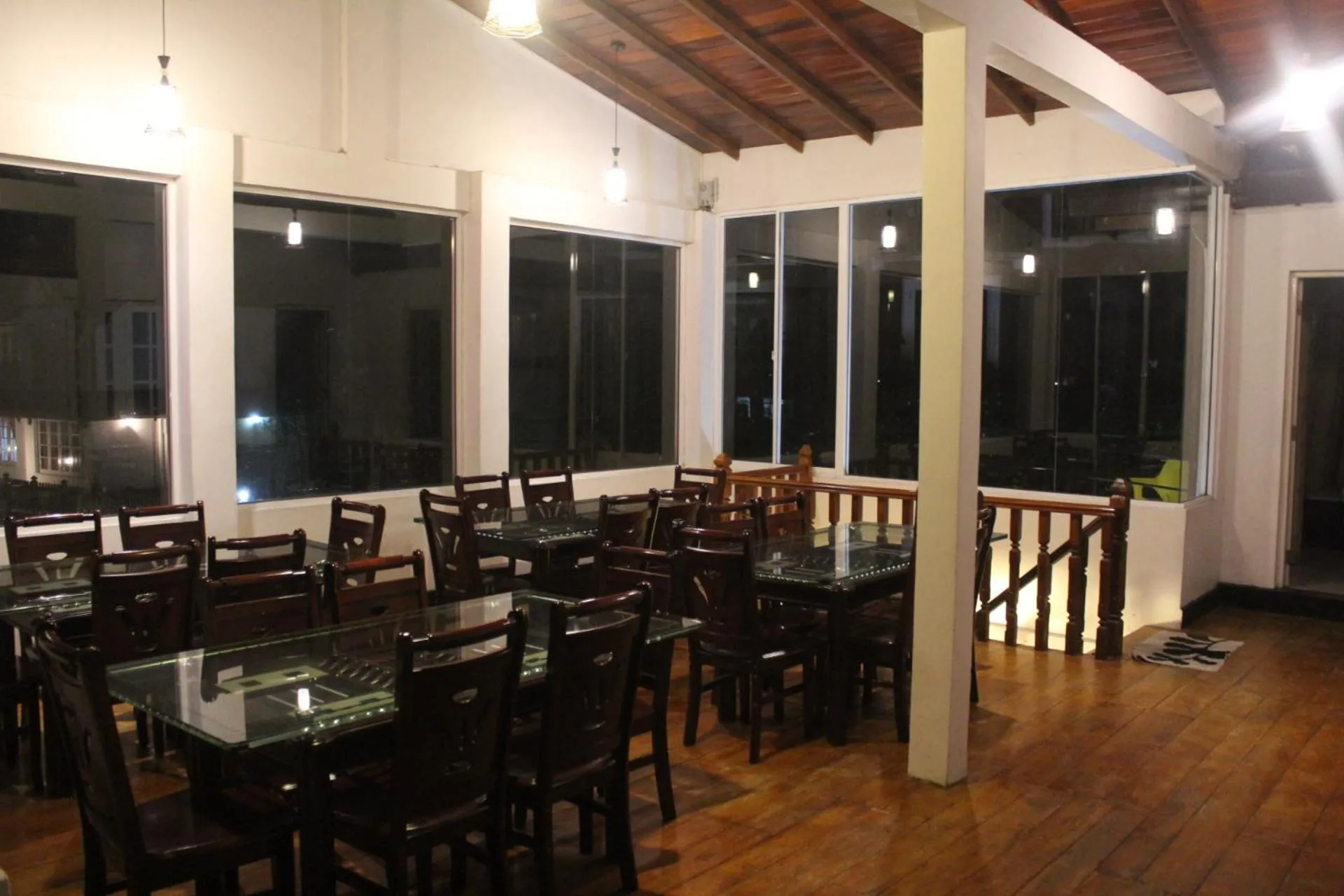 Maha Royal Hotel