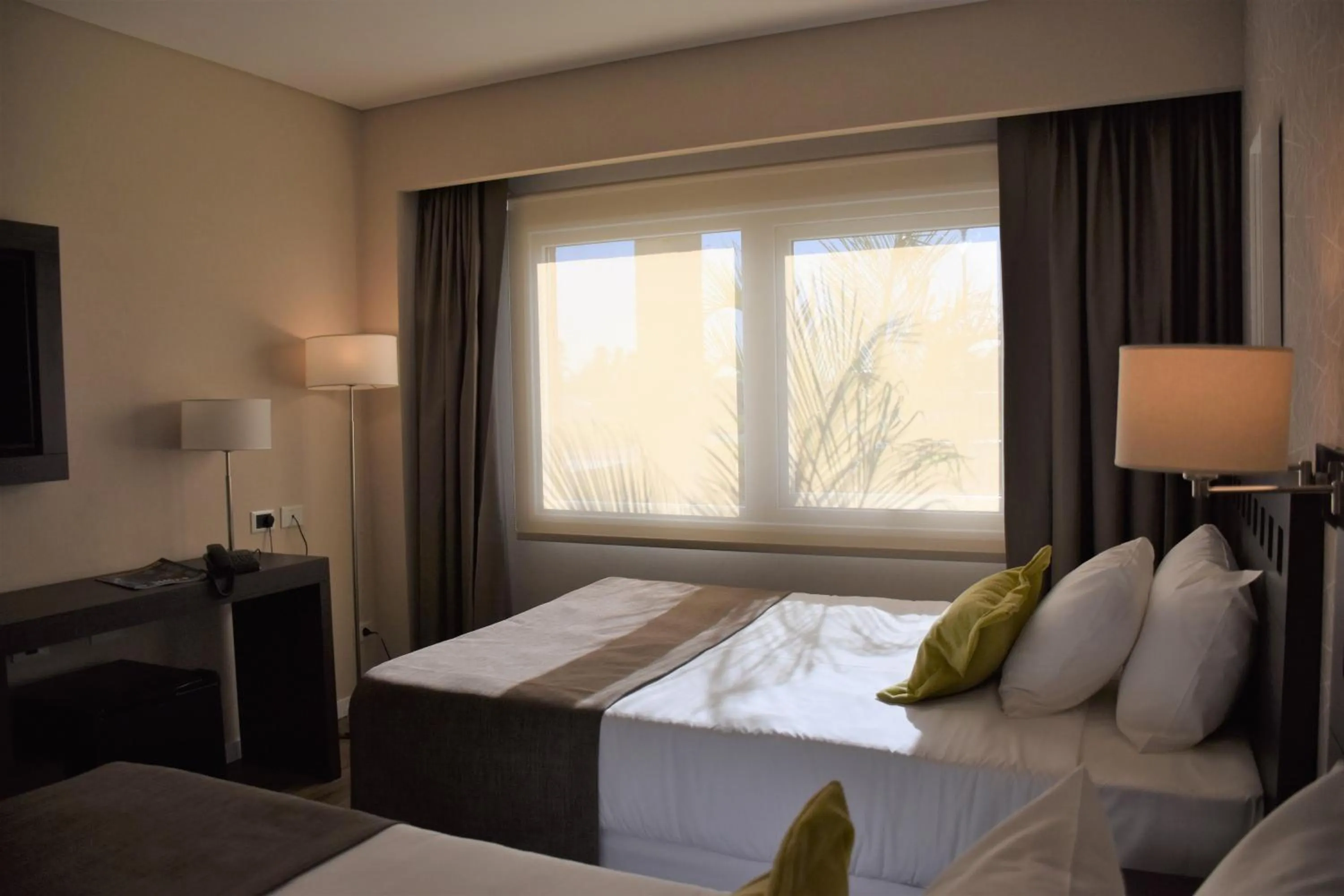 Bed in Days Inn Zarate