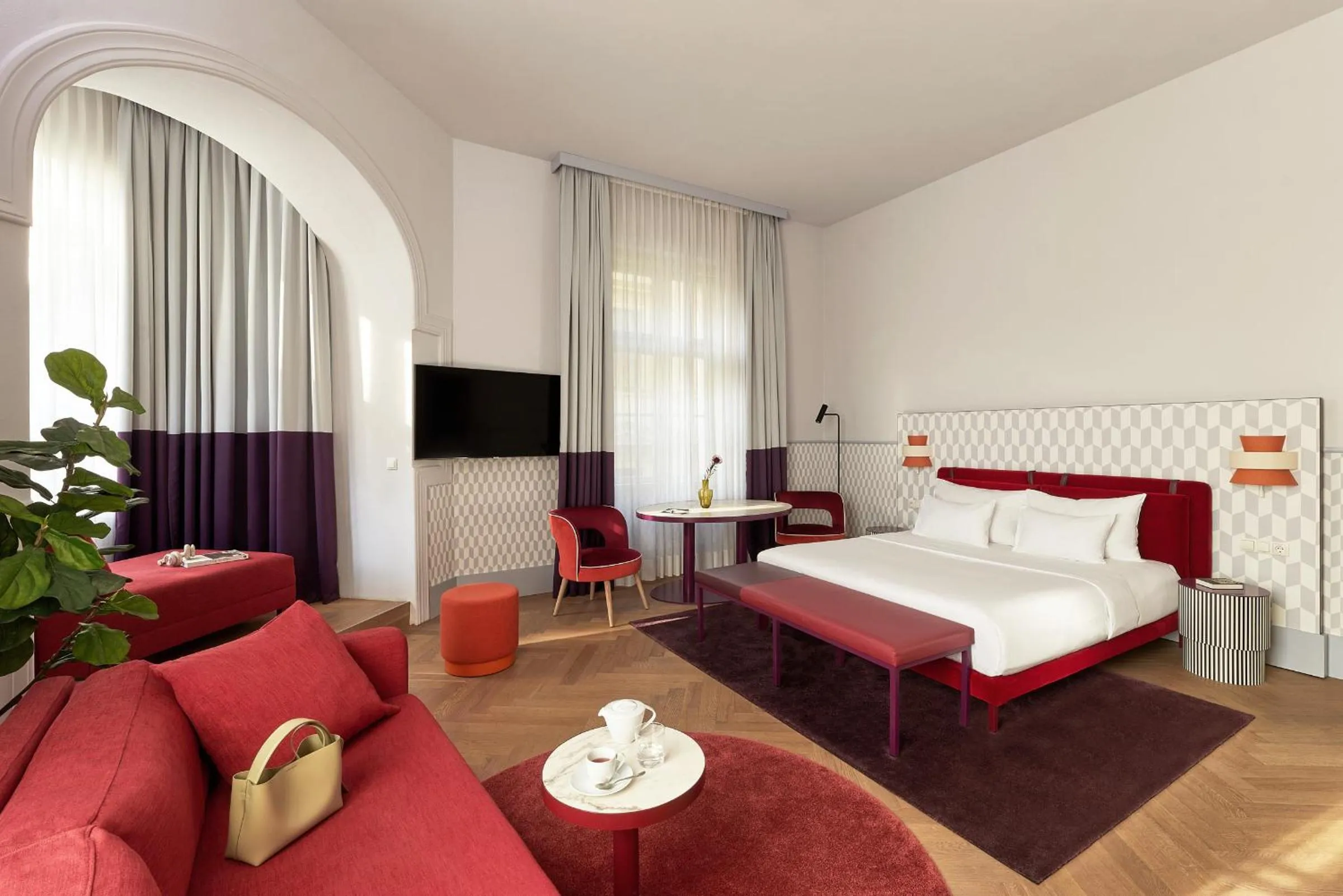 Bed in Falkensteiner Boutique Hotel Prague