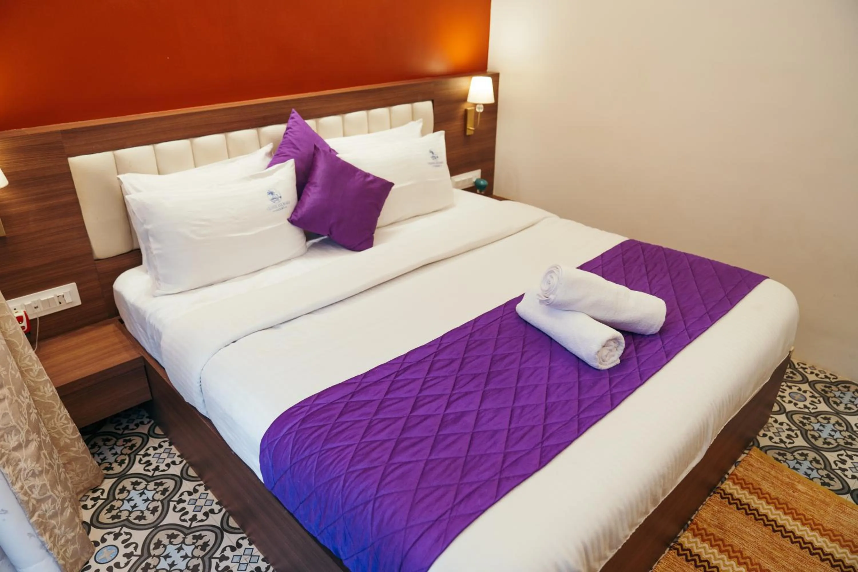 Bedroom, Bed in Grande Ave Maria Resort