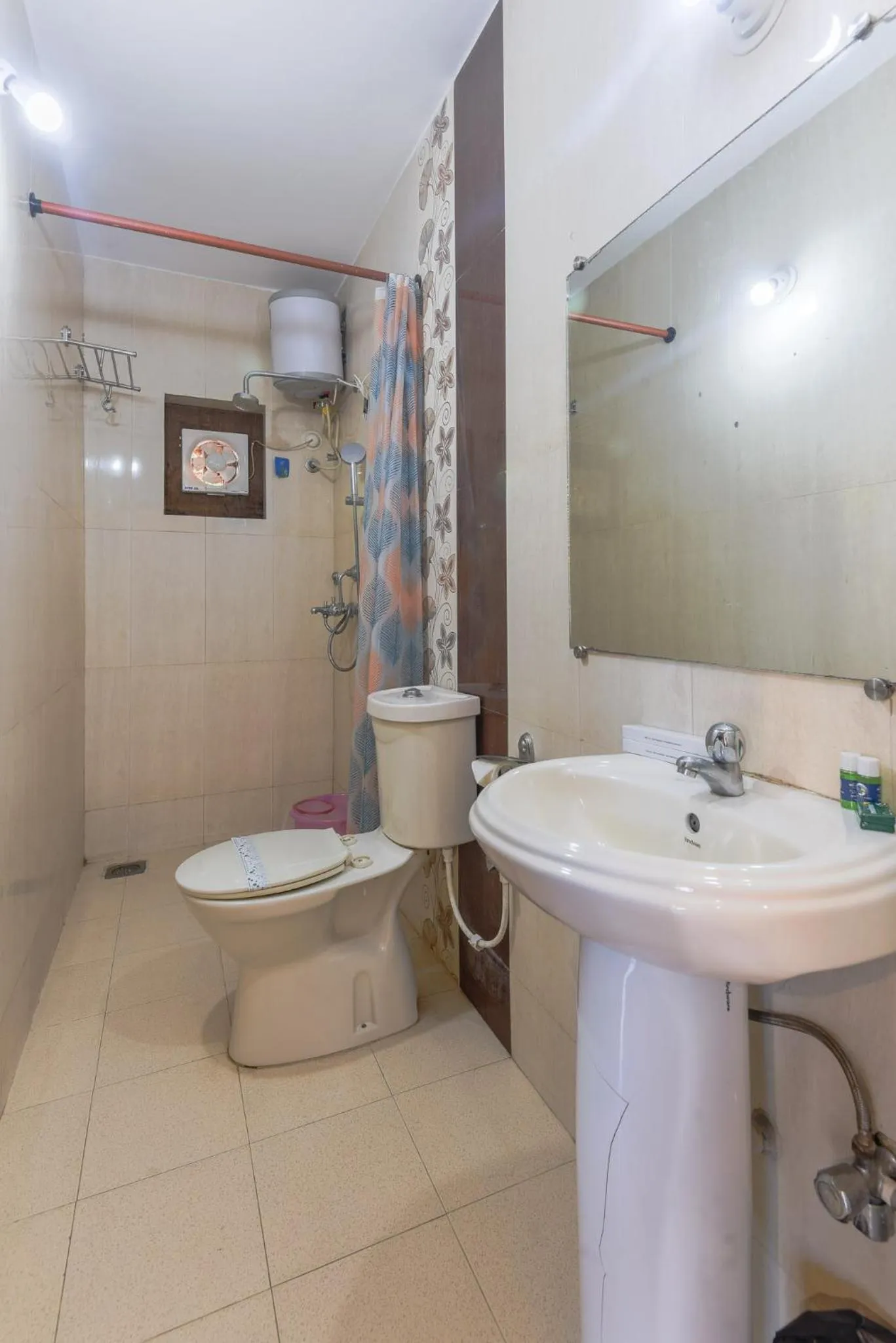 Bathroom in Grande Ave Maria Resort