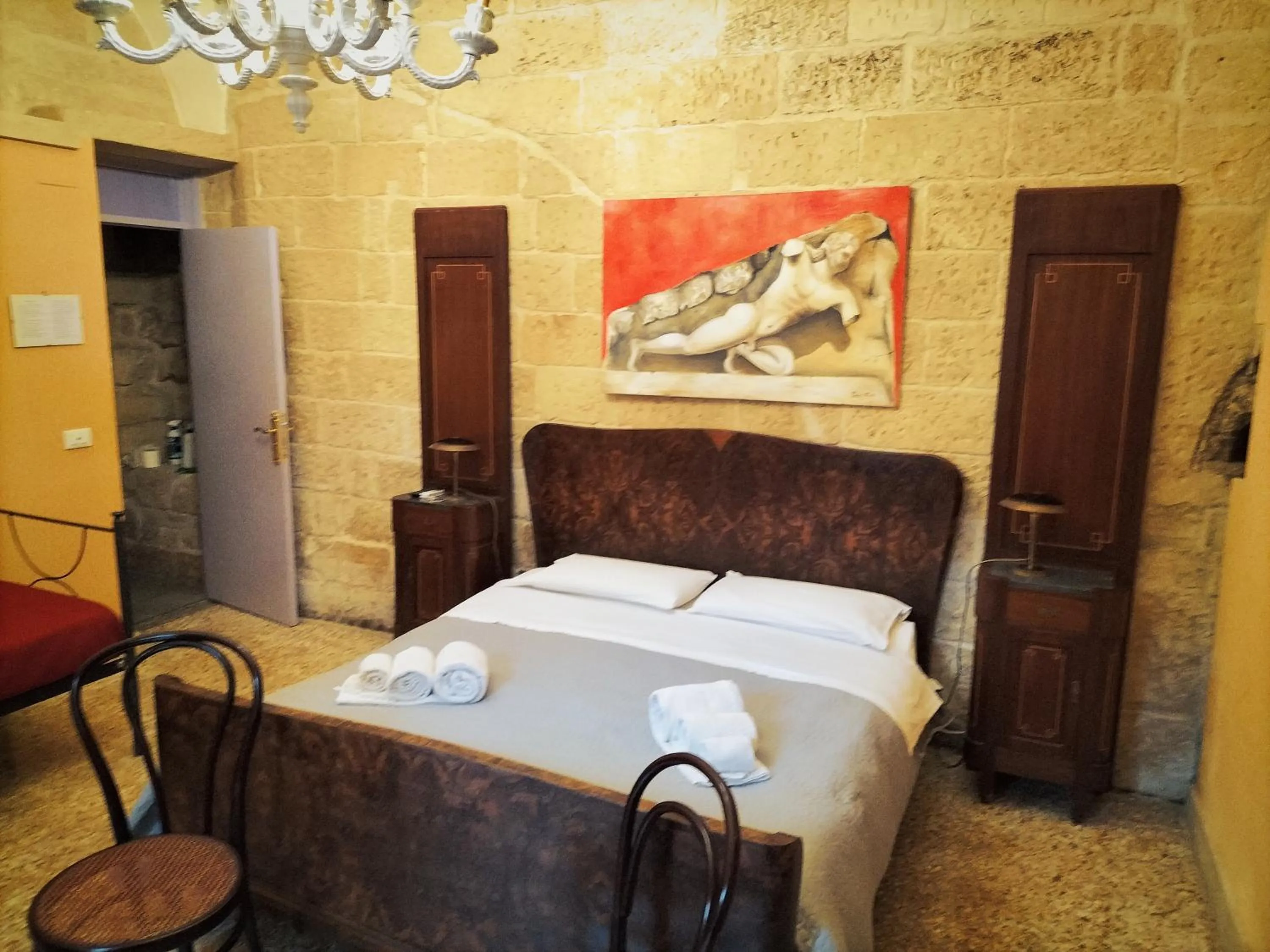 Photo of the whole room, Bed in B&B Malennio