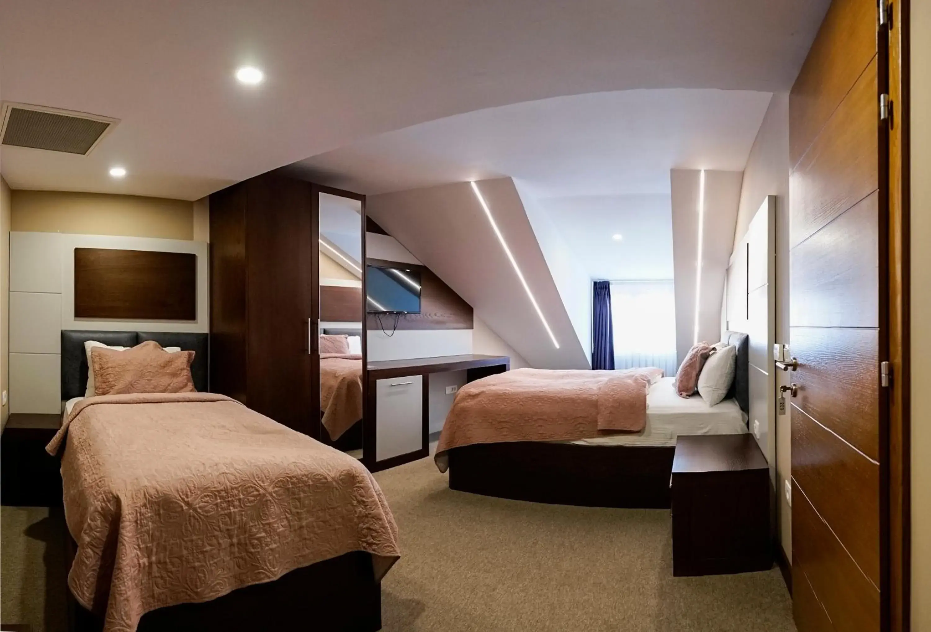 Bed in Hotel Prizreni Bed in Hotel Prizreni