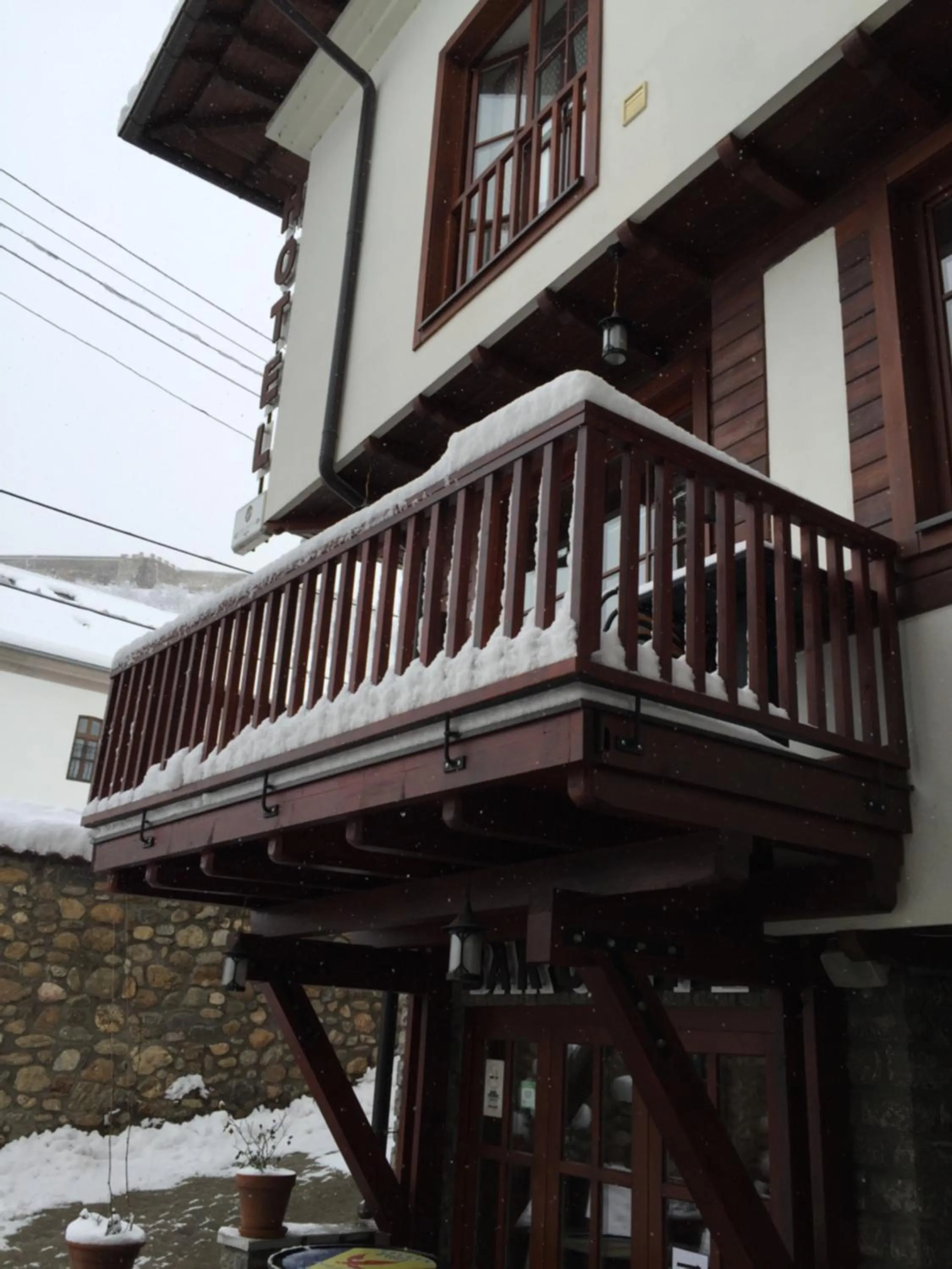 Facade/entrance in Hotel Prizreni