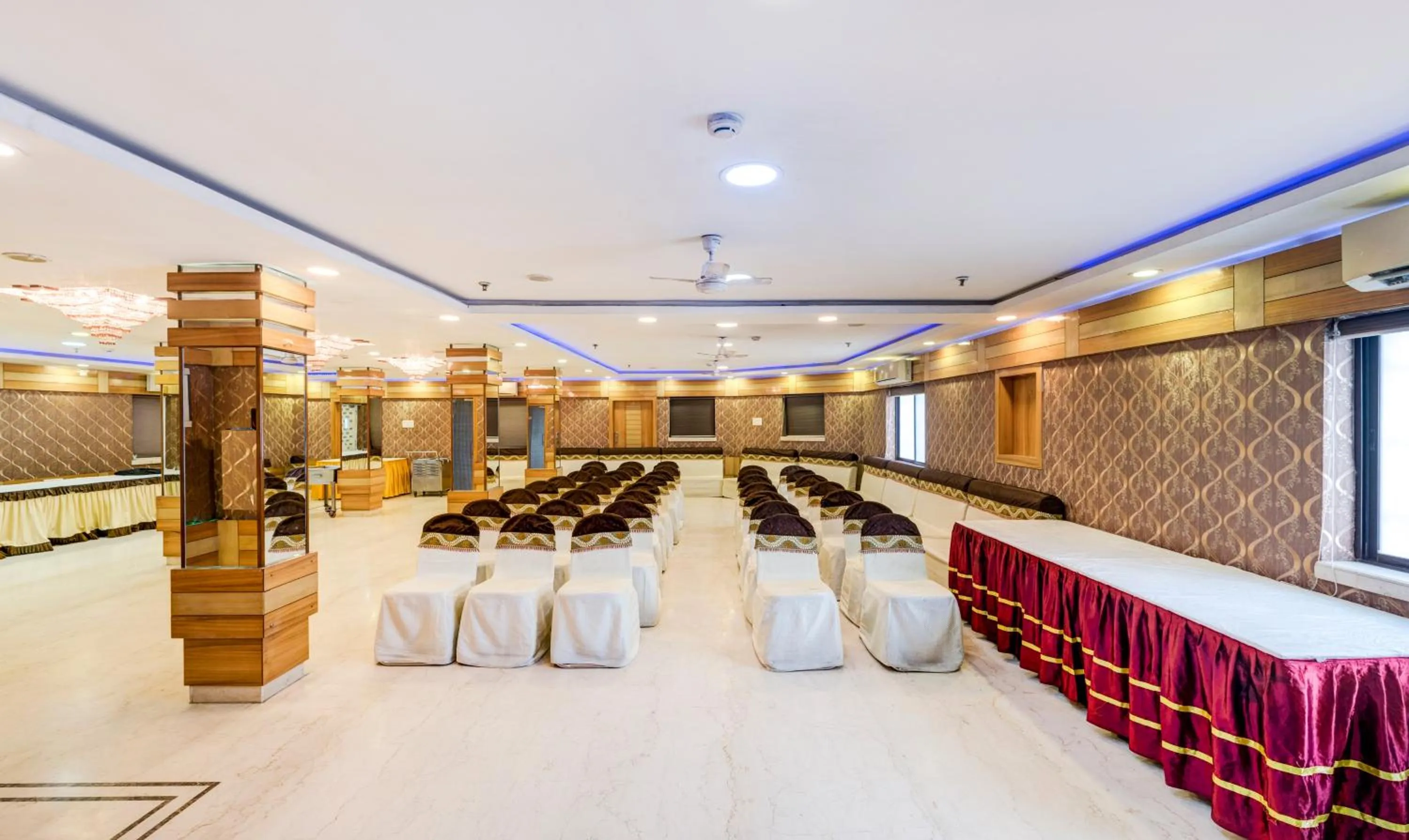 Banquet/Function facilities in Treebo Pawan Putra, Kankurgachi
