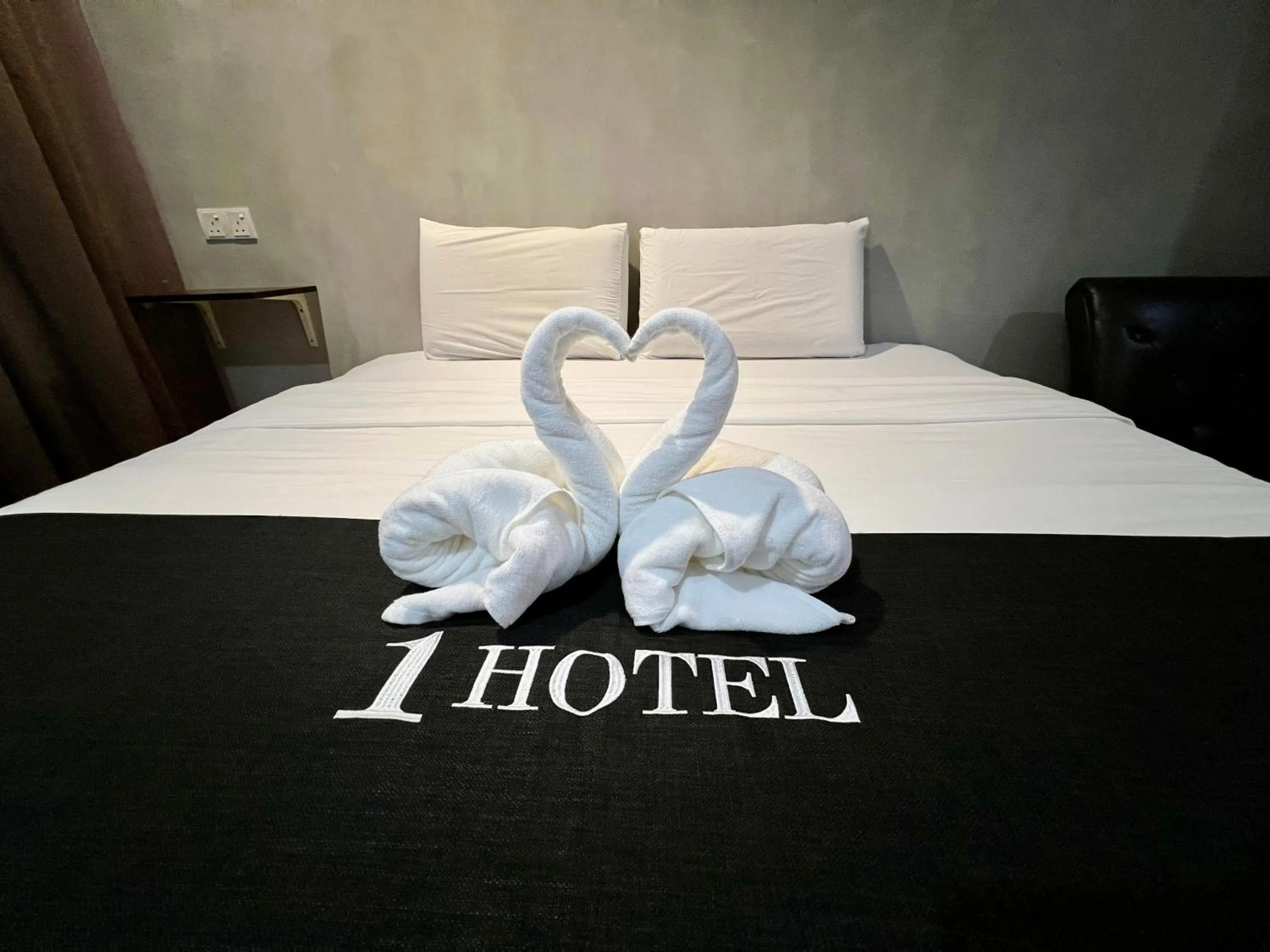 Bed in 1 Hotel Taman Connaught