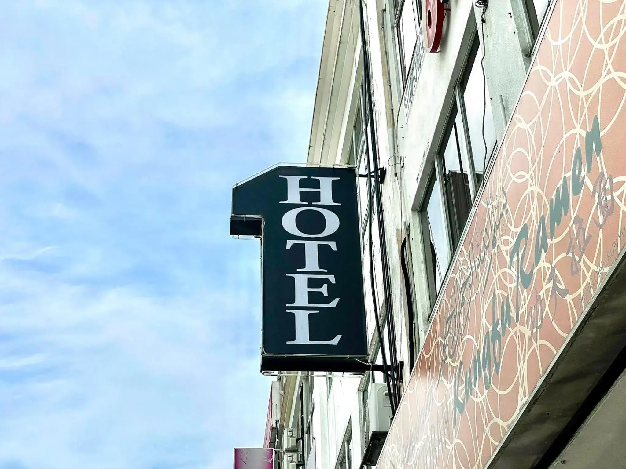 Facade/entrance in 1 Hotel Taman Connaught Facade/entrance in 1 Hotel Taman Connaught