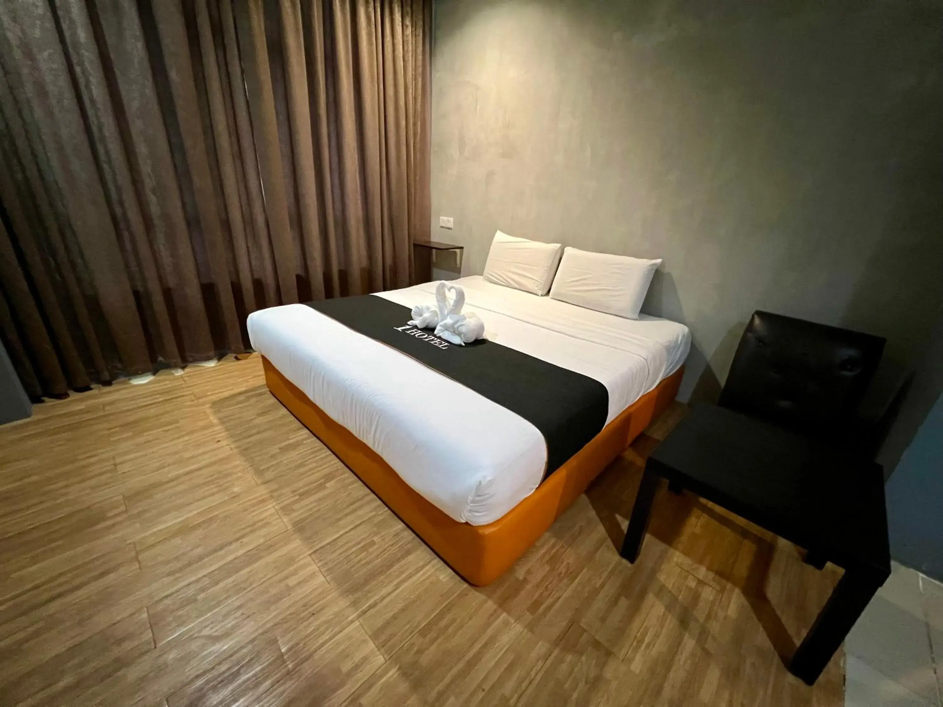 Supreme King Room in 1 Hotel Taman Connaught Supreme King Room in 1 Hotel Taman Connaught