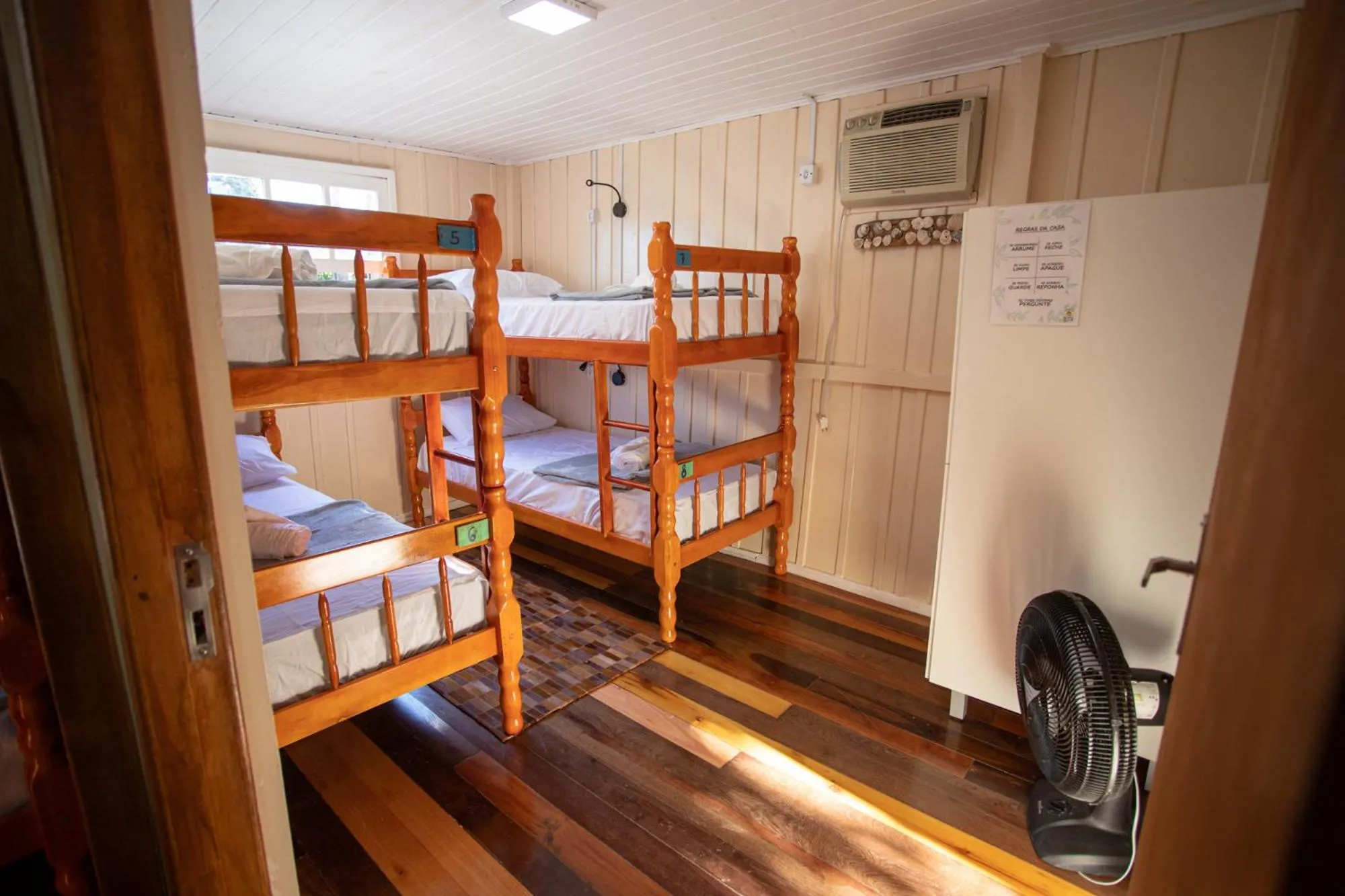 bunk bed, Bed in Hostel Butiá