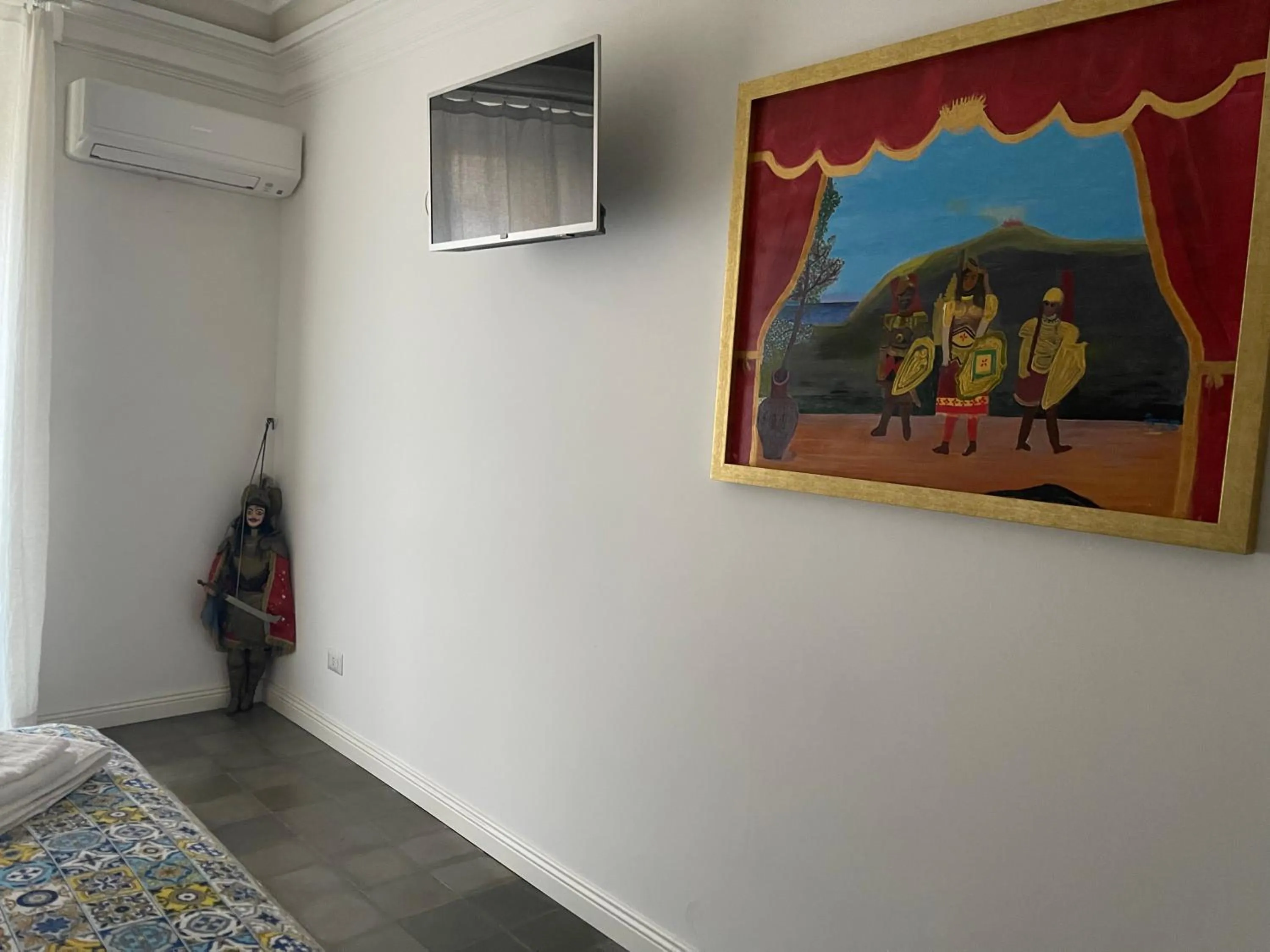 TV and multimedia, Bed in Sikelia-sicilian rooms