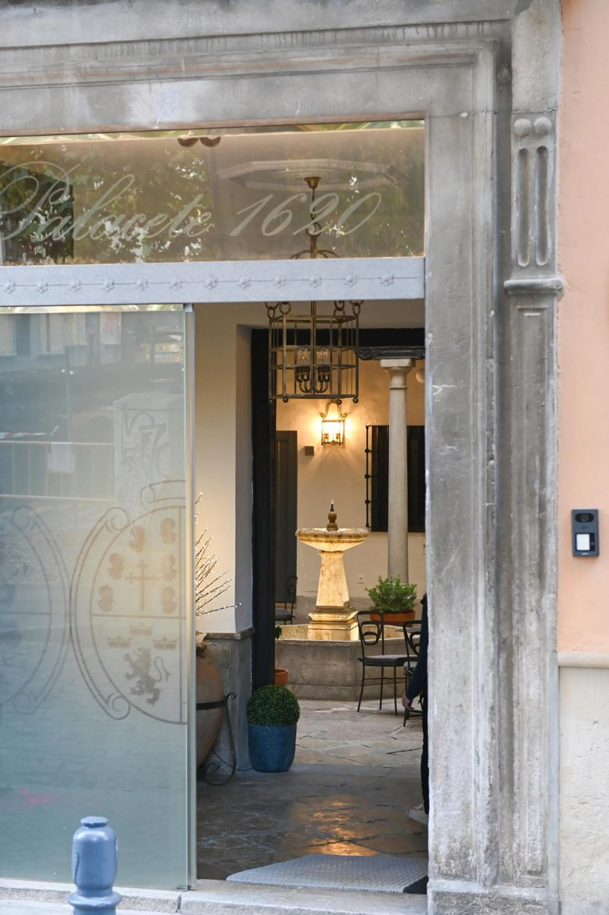 Property building in Palacete 1620, Premium Suites, Only adults