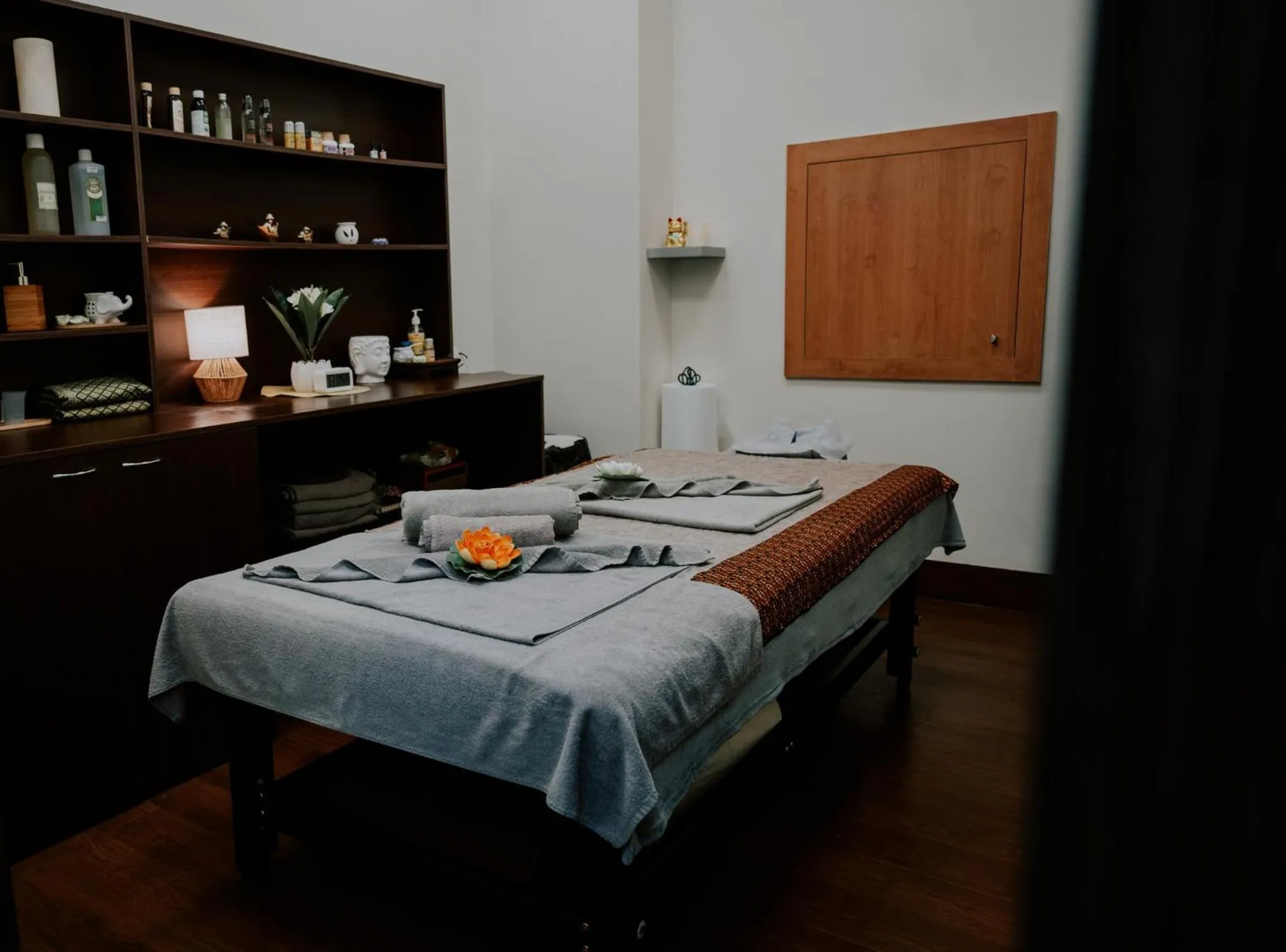 Massage, Bed in Hotel Cascade