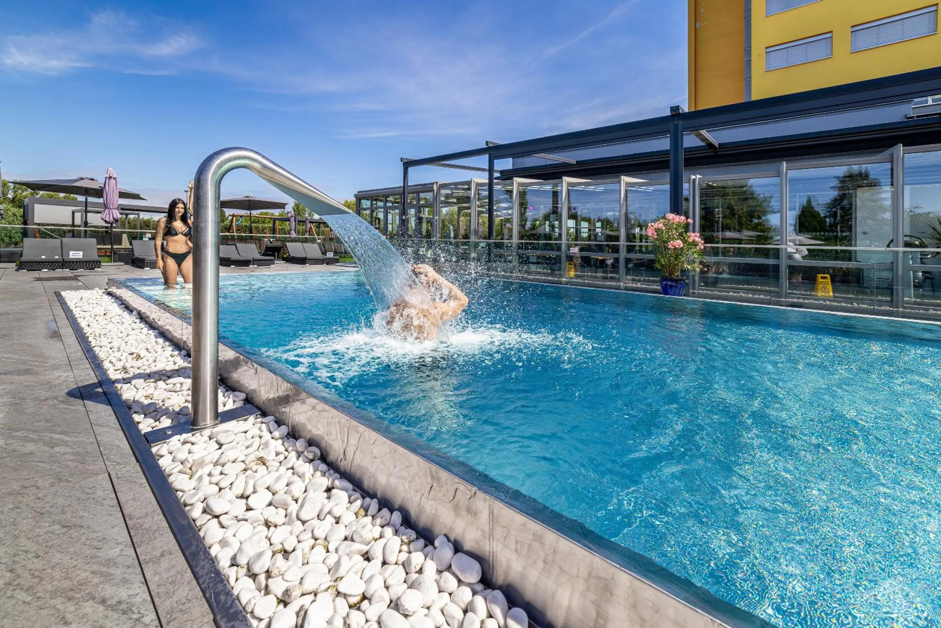 Swimming pool in Hotel Aura Design & Garden Pool