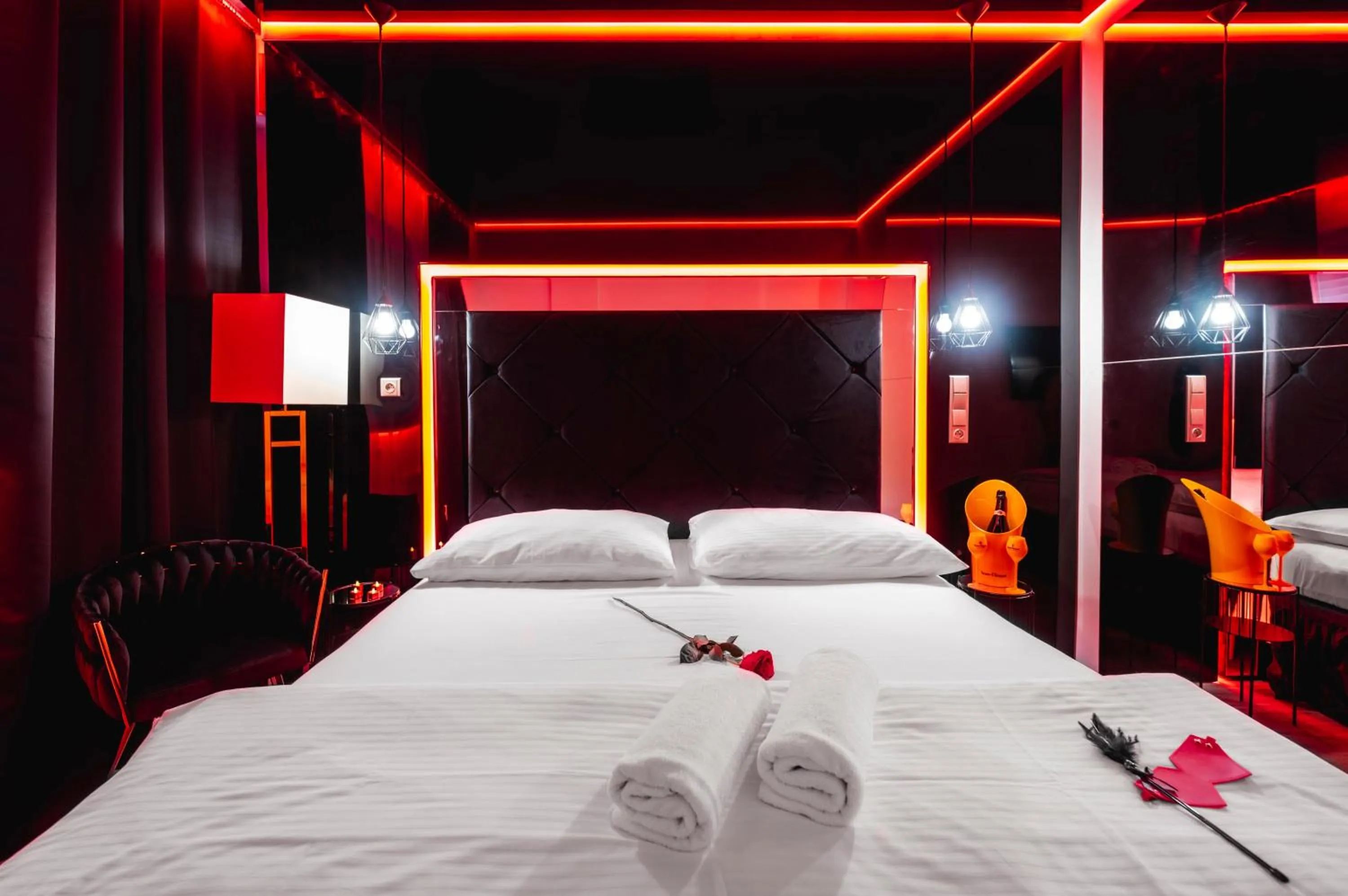 Photo of the whole room, Bed in Hotel Aura Design & Garden Pool