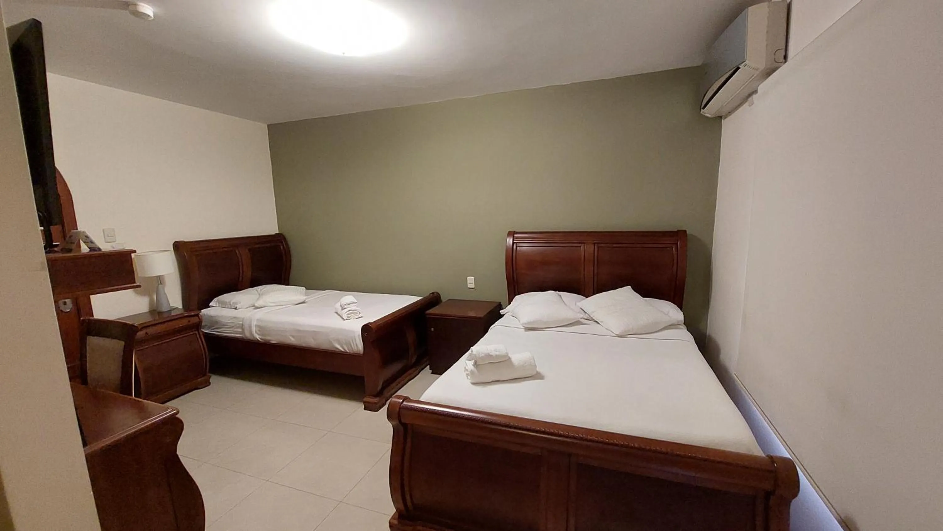 Bed in Hotel Voyager Manta