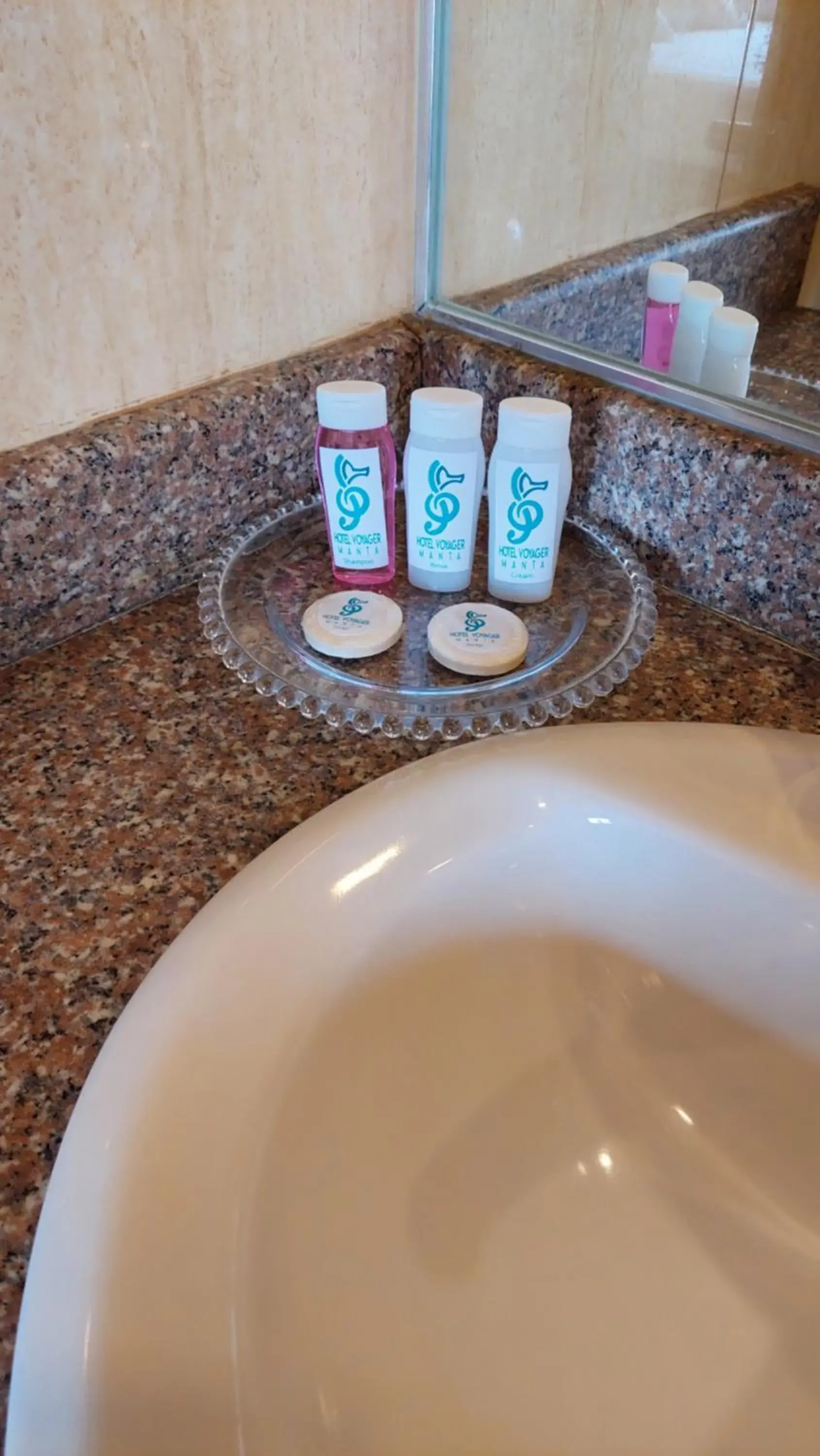 Deluxe Queen Room in Hotel Voyager Manta Deluxe Queen Room in Hotel Voyager Manta