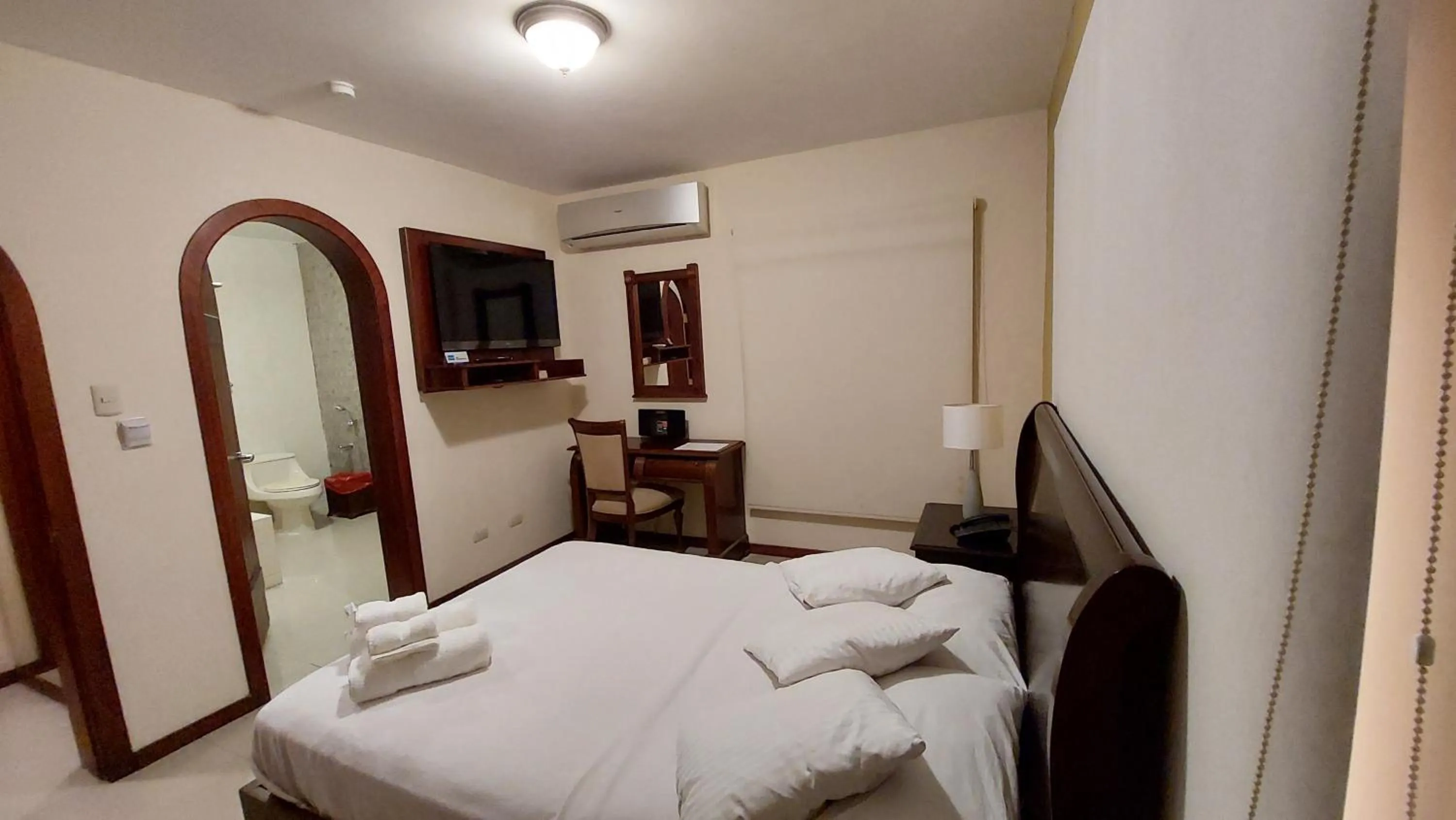 Bed in Hotel Voyager Manta