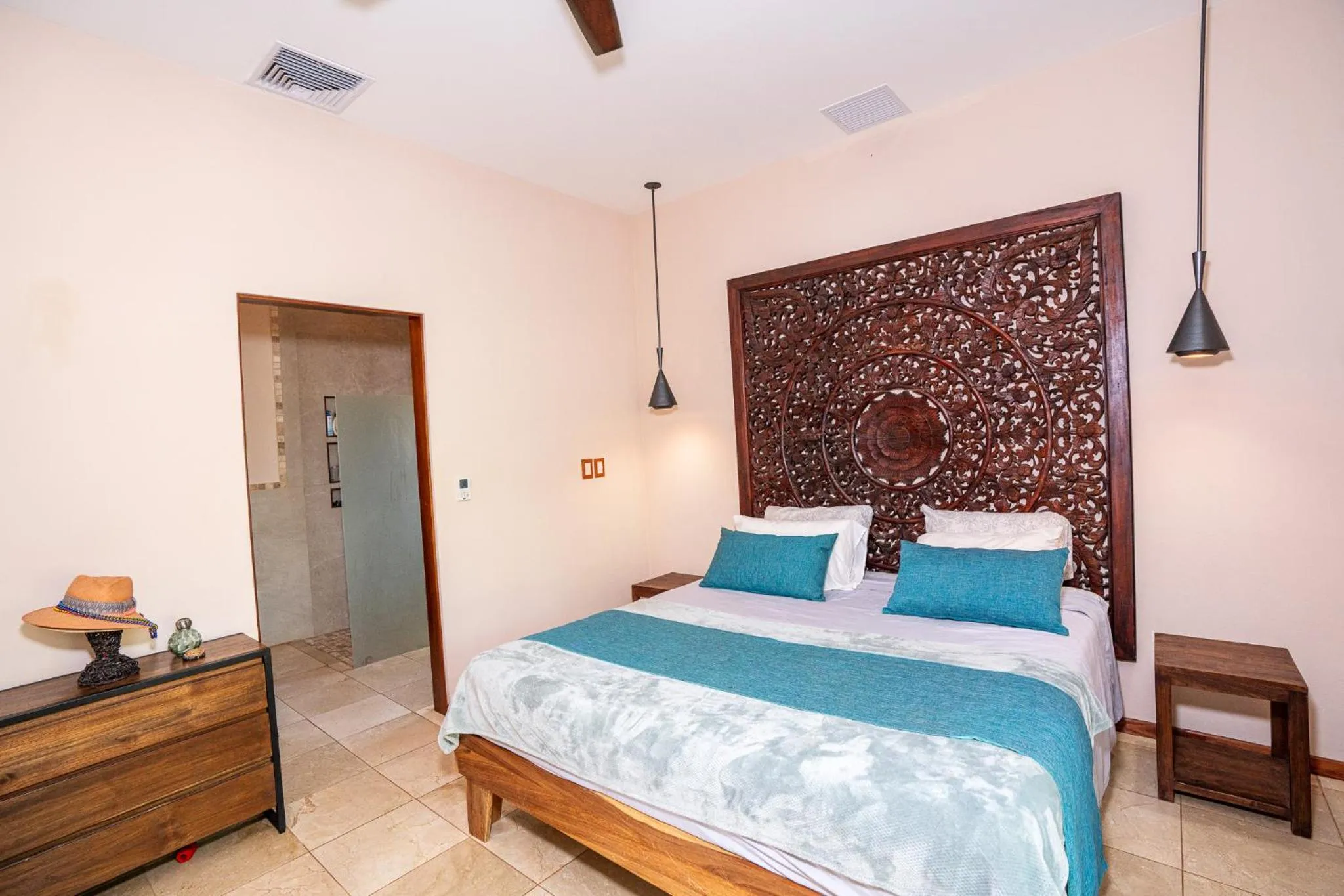 Photo of the whole room, Bed in LA QUEBRADA ECO LODGE Hotel Boutique