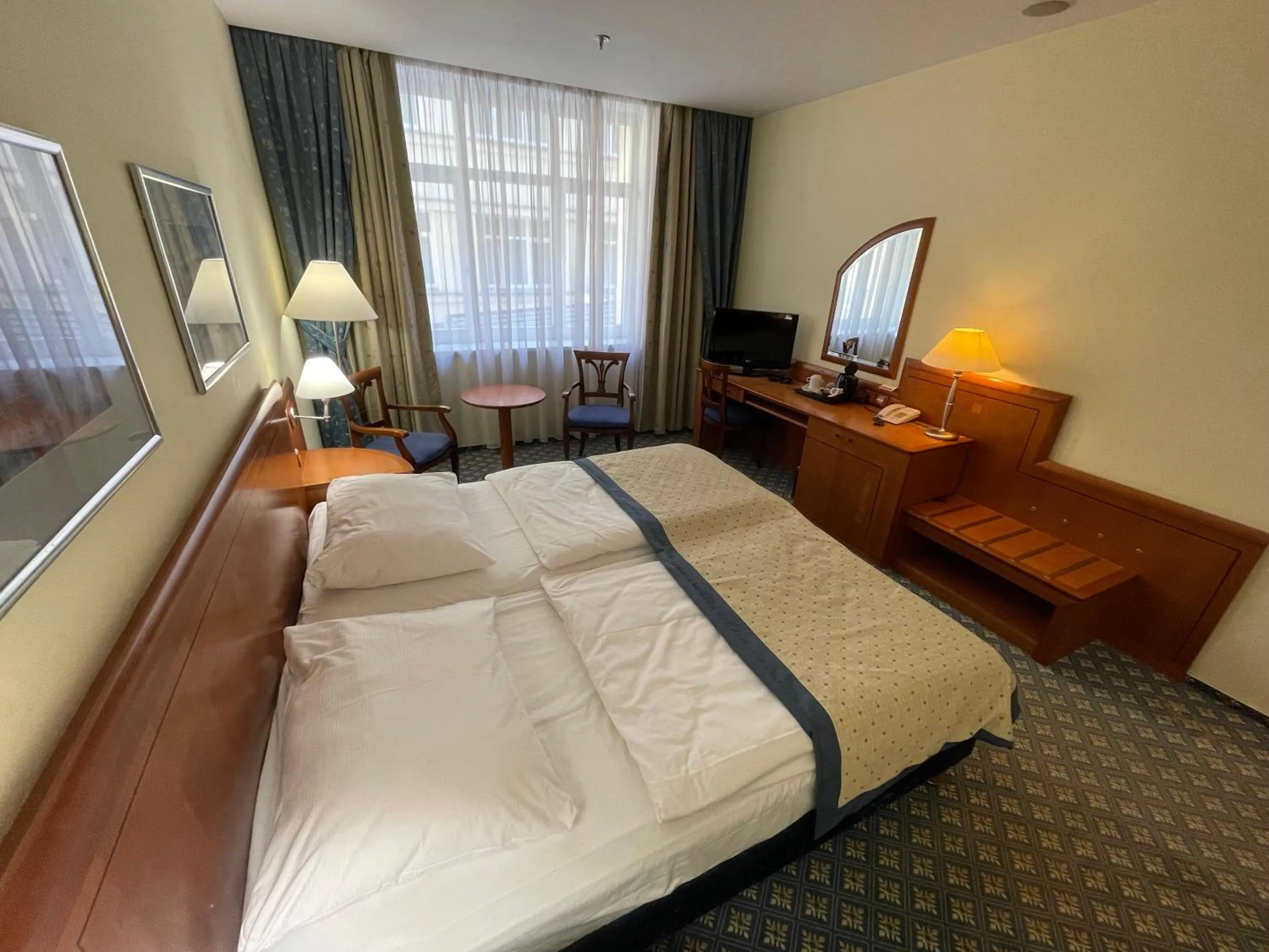 Bedroom, Bed in Ramada Prague City Centre