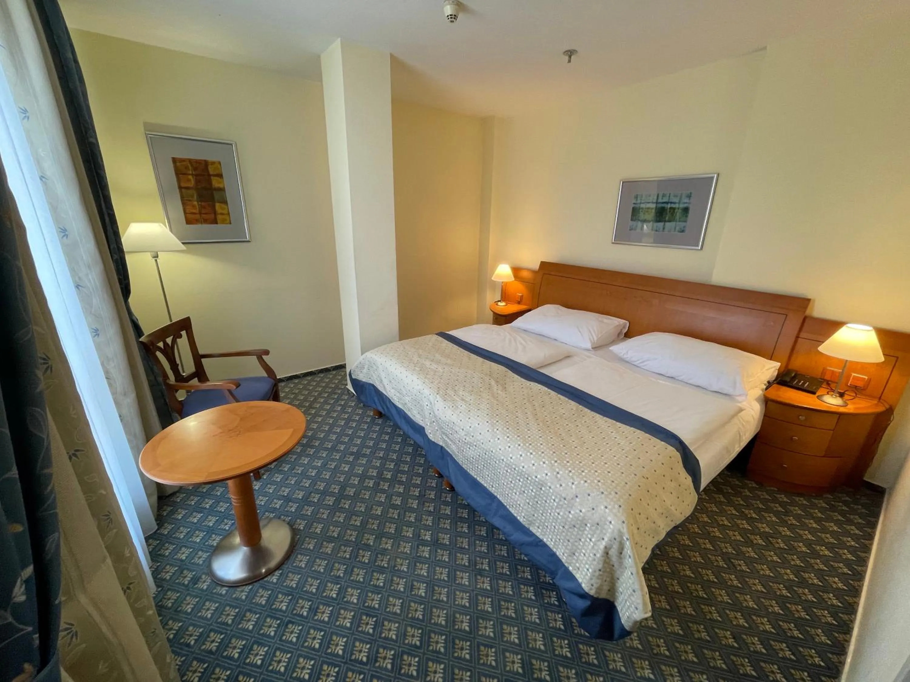 Bedroom, Bed in Ramada Prague City Centre