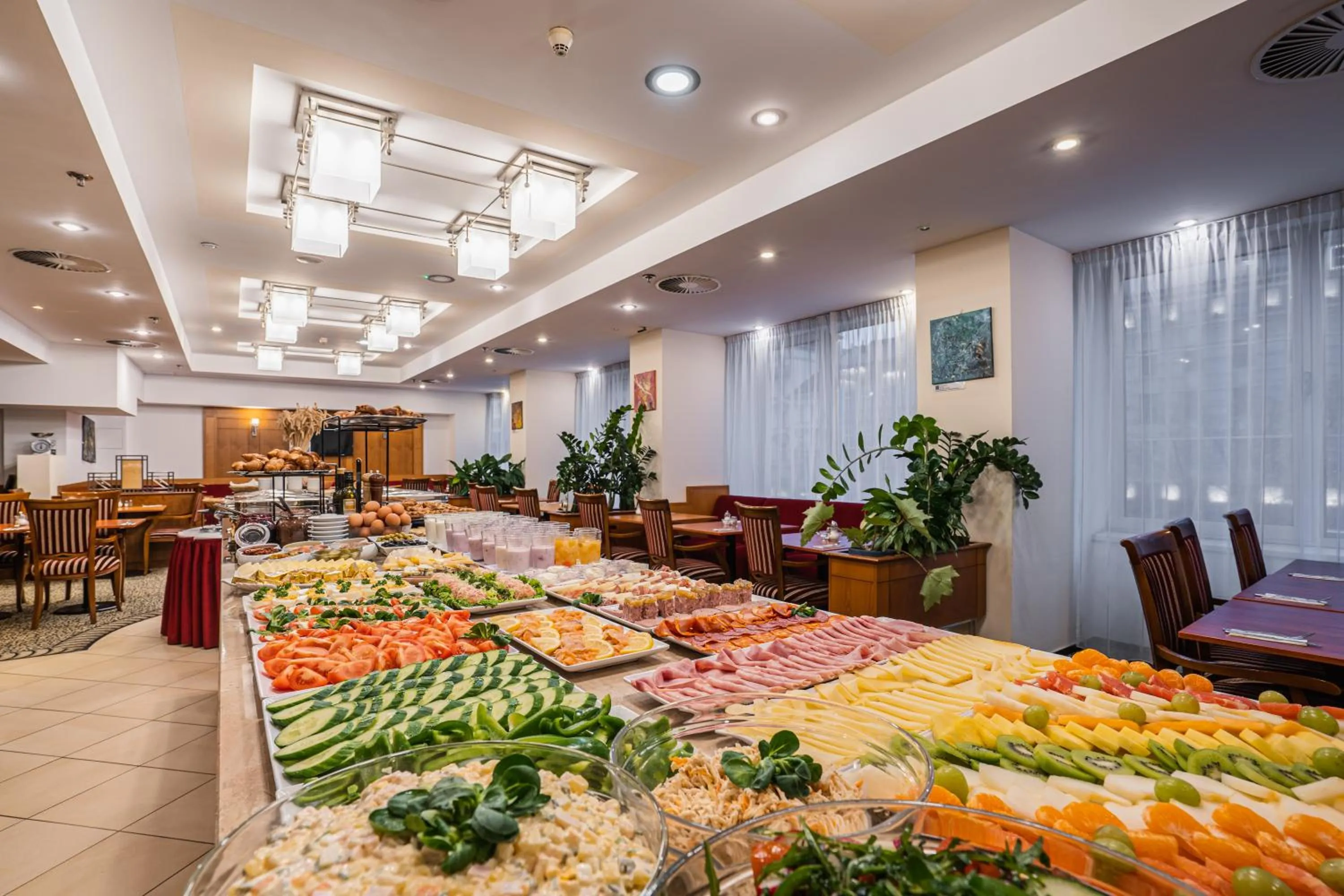 Restaurant/places to eat in Ramada Prague City Centre